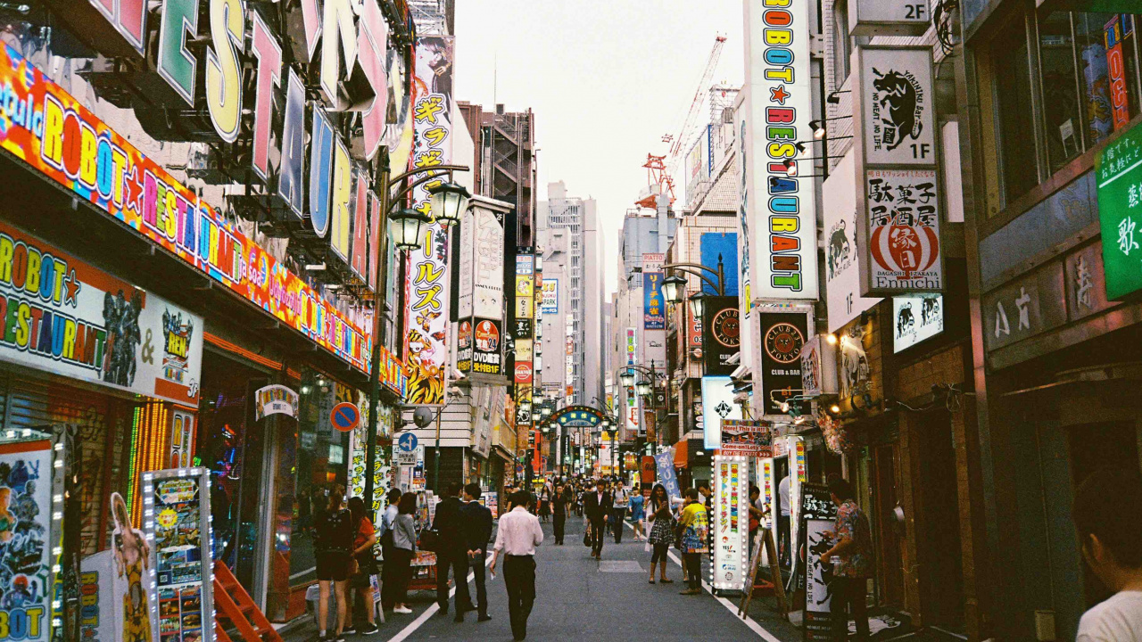 People Walking on Street During Daytime. Wallpaper in 1280x720 Resolution