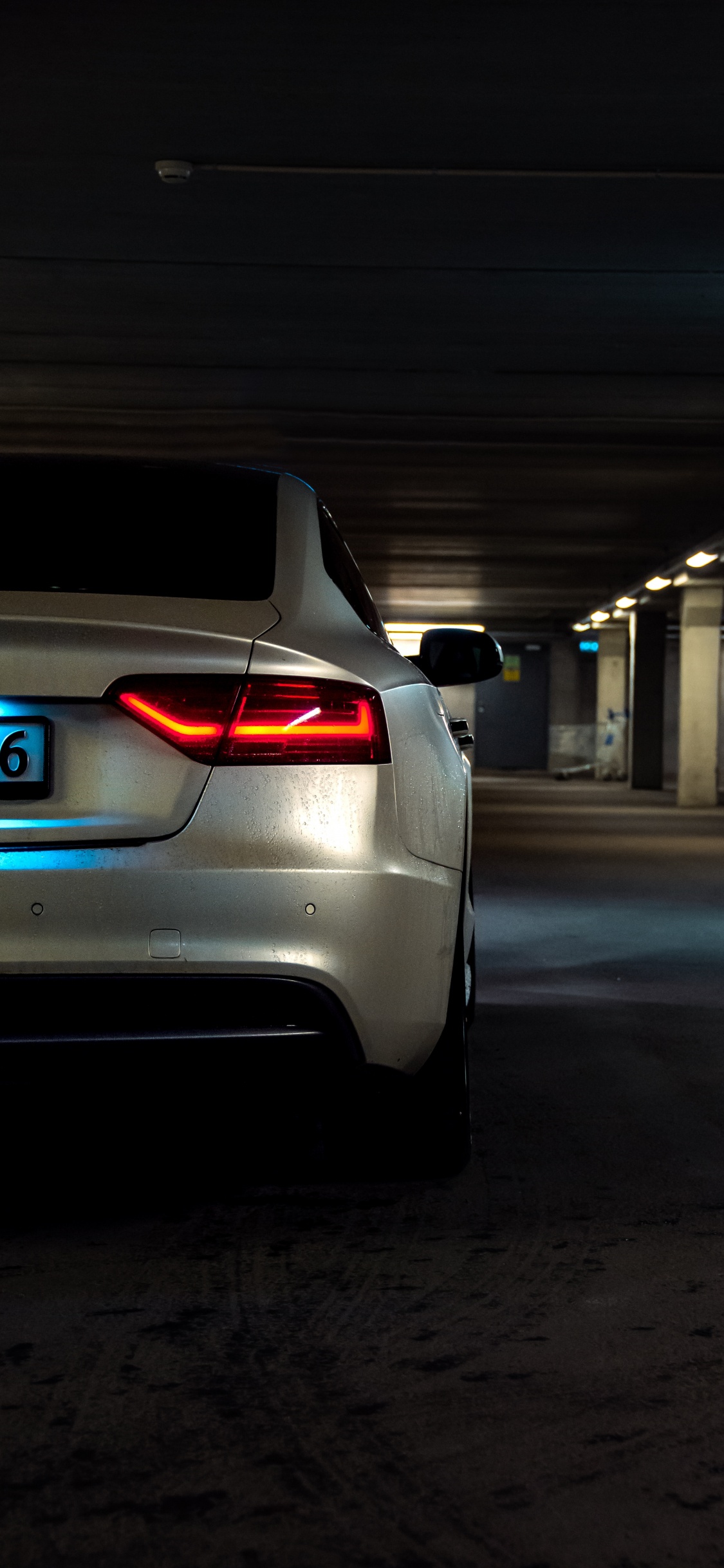 Silver Bmw m 3 on Road During Night Time. Wallpaper in 1125x2436 Resolution