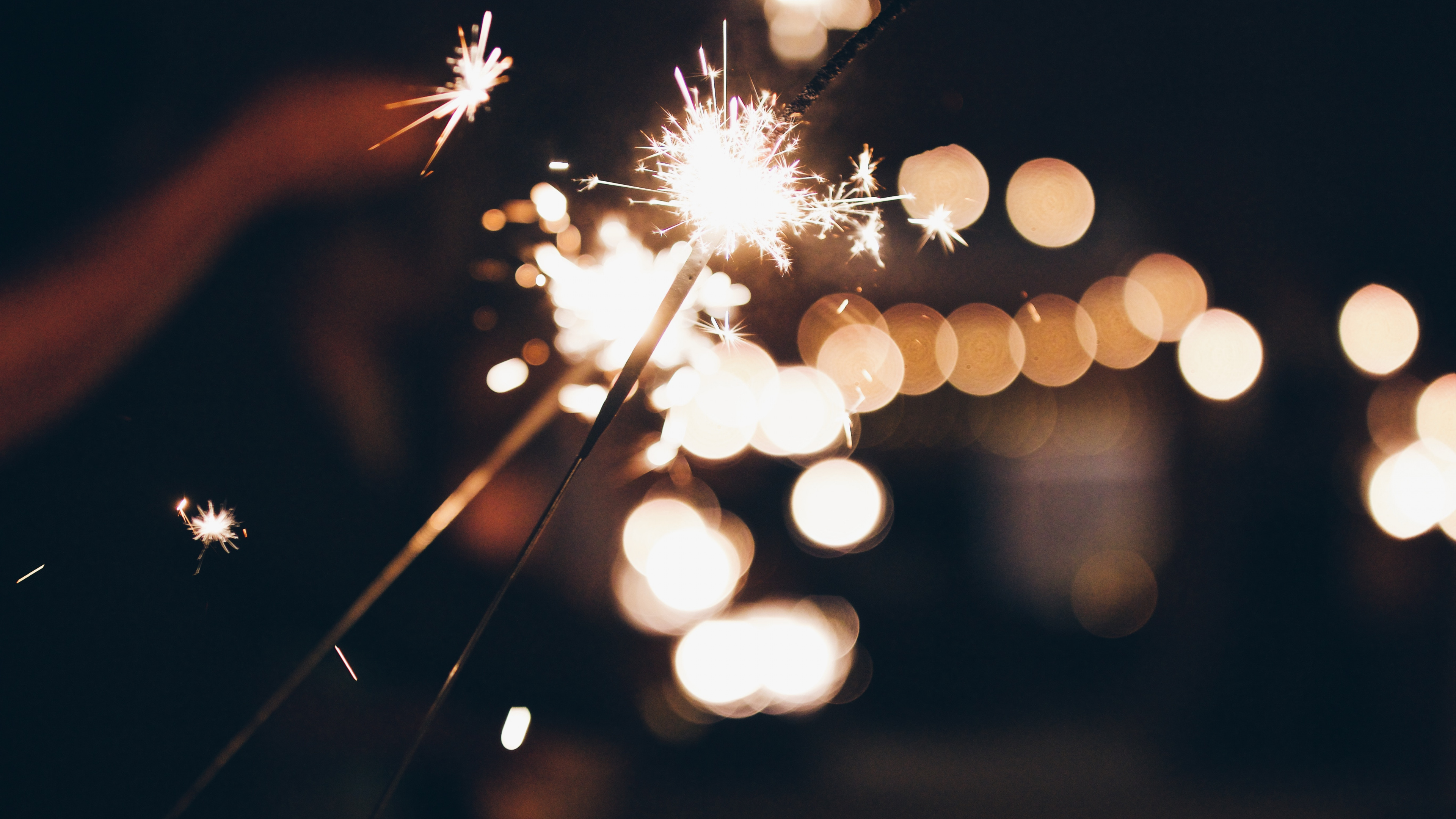 Bengal Fire, Fire, Fireworks, Sparkler, Light. Wallpaper in 3840x2160 Resolution