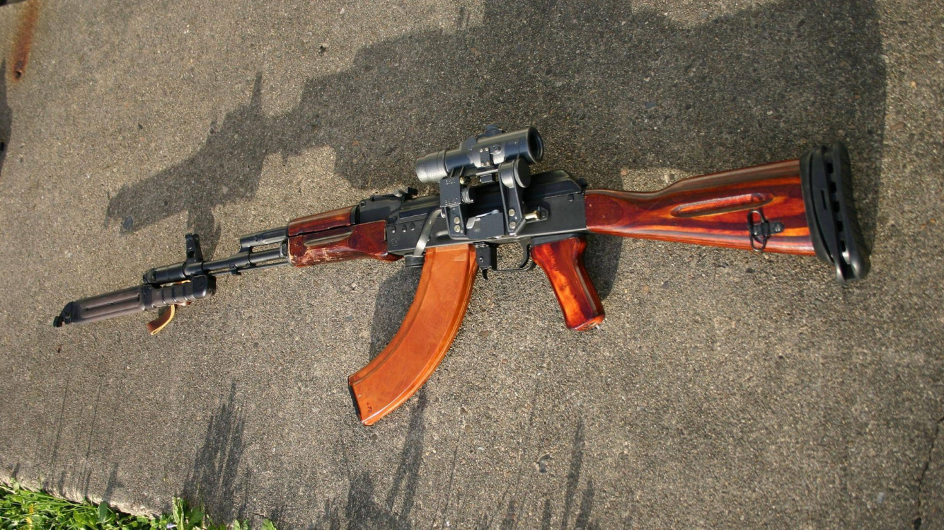 AK-47, M4卡宾枪, 枪, 枪支, 步枪 壁纸 1366x768 允许