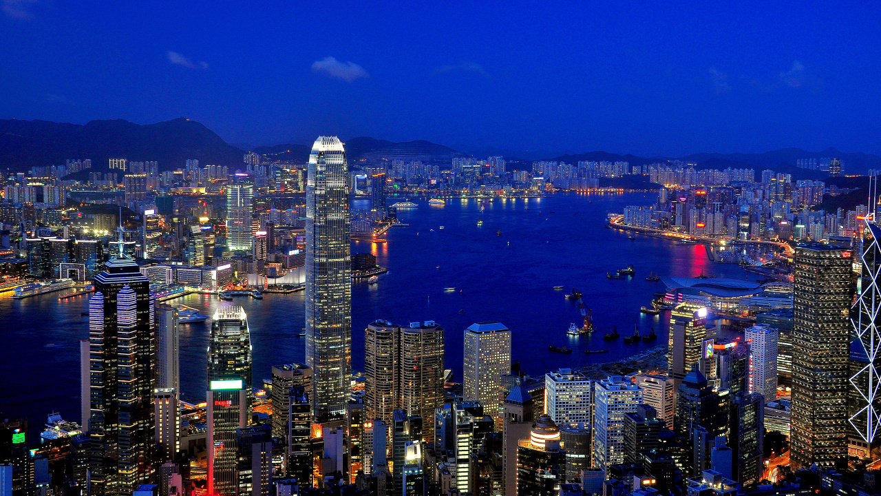 Horizonte de la Ciudad Durante la Noche. Wallpaper in 1280x720 Resolution