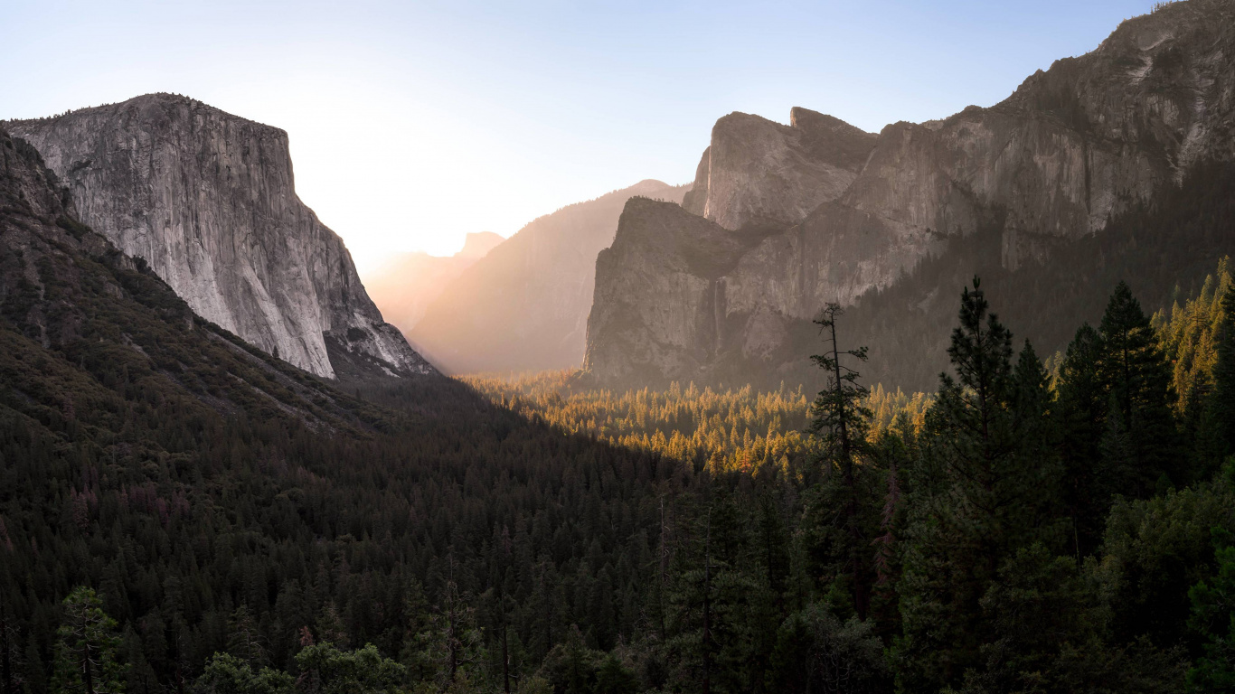 Green Trees Near Mountain During Daytime. Wallpaper in 1366x768 Resolution