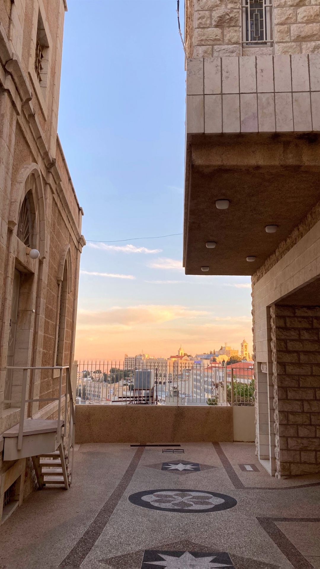 Faade, Architecture, Concrete, Arch, Brick. Wallpaper in 1080x1920 Resolution