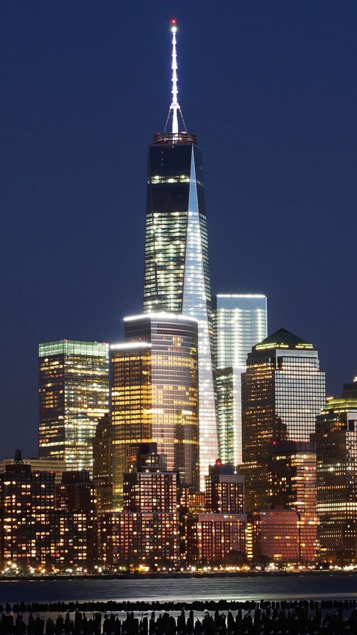 Skyline Der Stadt Bei Nacht Night. Wallpaper in 720x1280 Resolution