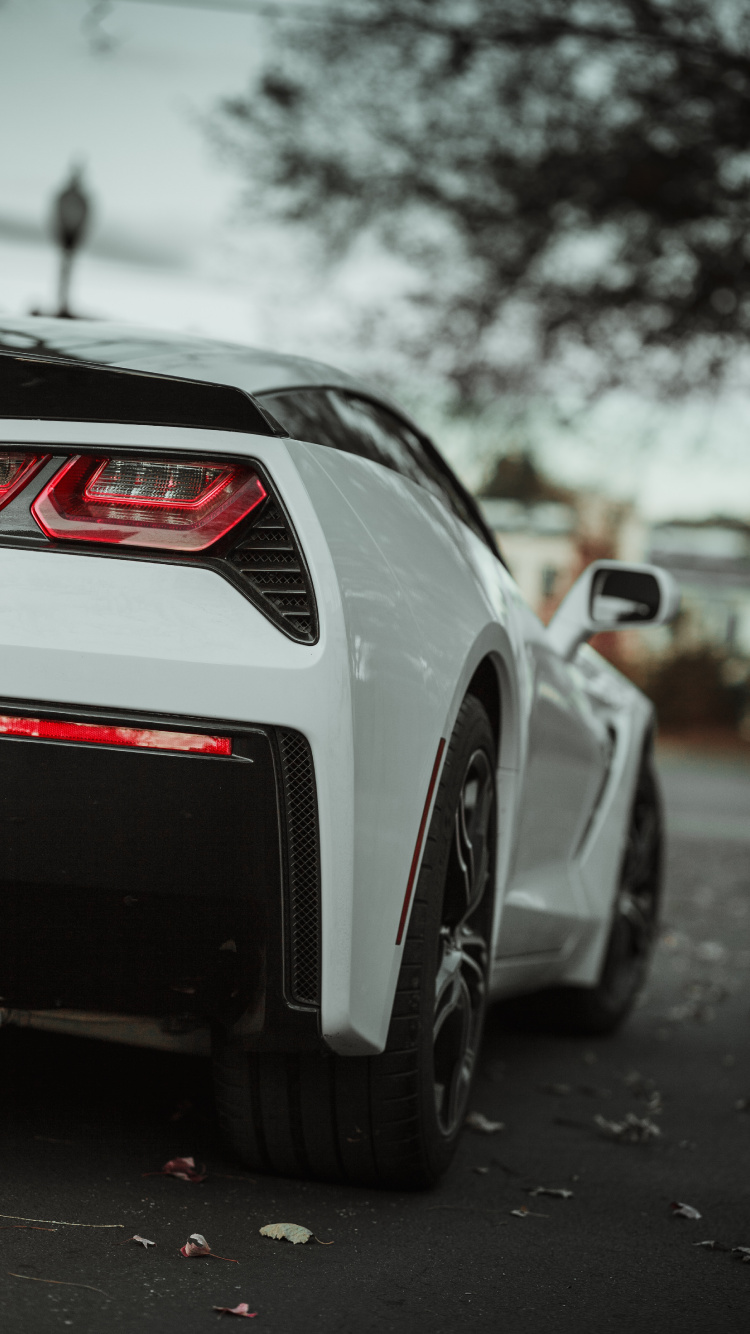 White Bmw m 3 on Road During Daytime. Wallpaper in 750x1334 Resolution