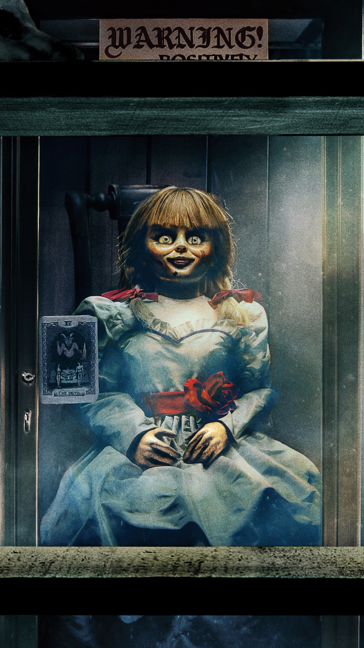 Homme en Chemise à Manches Longues à Rayures Bleues et Blanches et Lunettes de Soleil Noires. Wallpaper in 750x1334 Resolution