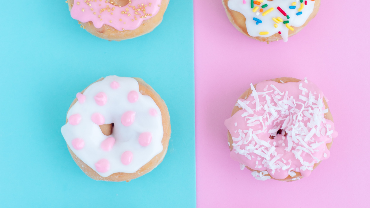 Donut, Dessert, Beignets Étoile Bleue, Sprinkles, Beignet Vaudou. Wallpaper in 1280x720 Resolution