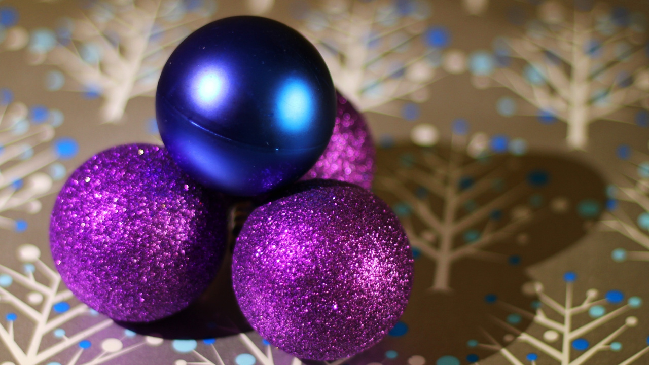 Nochevieja, El Día De Navidad, Adorno de Navidad, Morado, Violeta. Wallpaper in 1280x720 Resolution