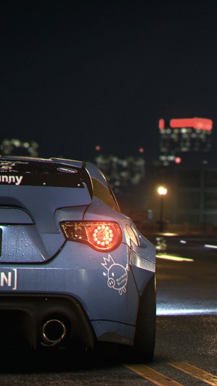White Volkswagen Beetle on Road During Night Time. Wallpaper in 720x1280 Resolution