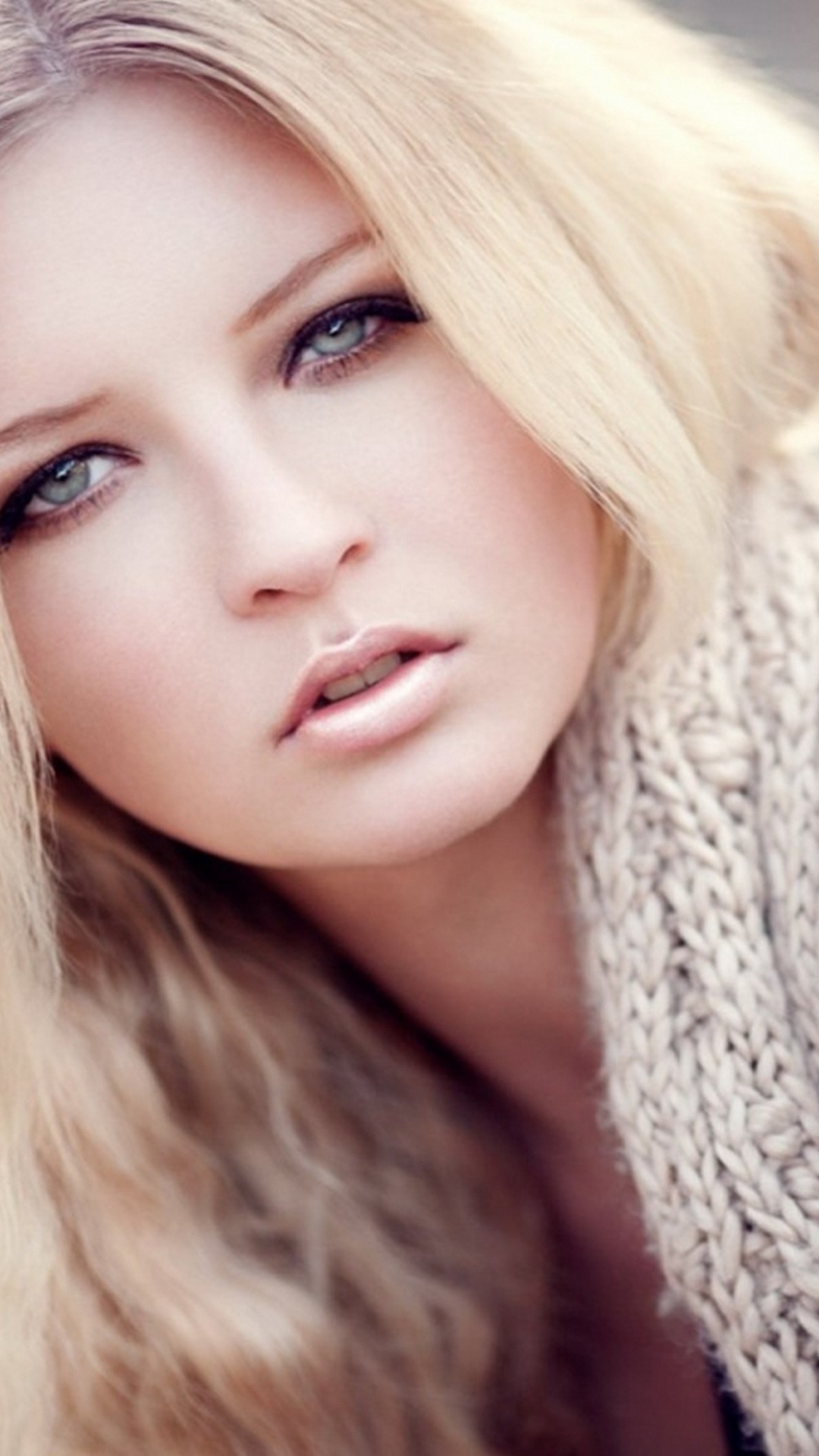 Violetta Sokolovski, Nase, Haut, Lippe, Augenbraue. Wallpaper in 1080x1920 Resolution