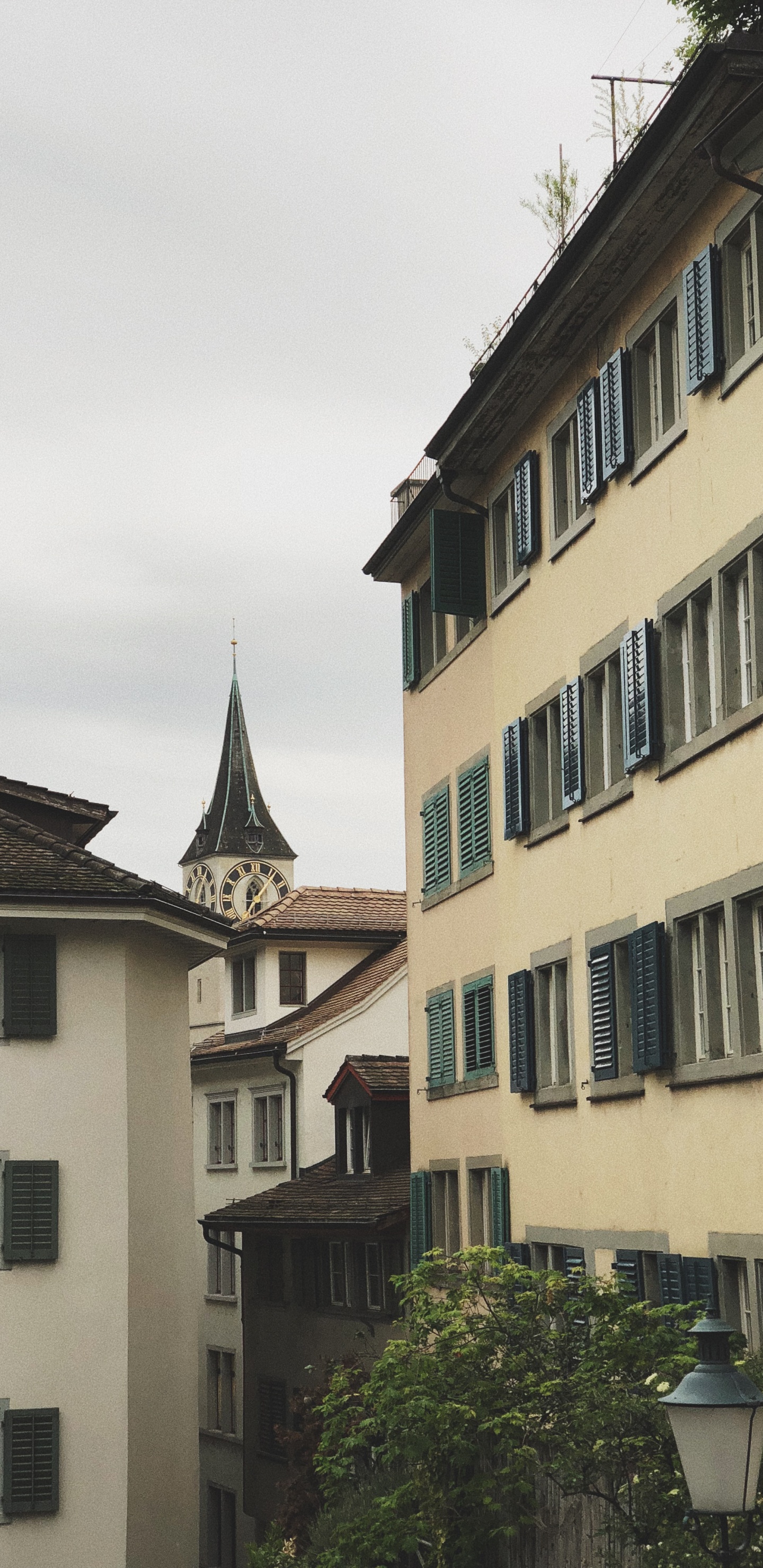 Grossmnster, Fenêtre, Façade, Quartier, Bâtiment. Wallpaper in 1440x2960 Resolution