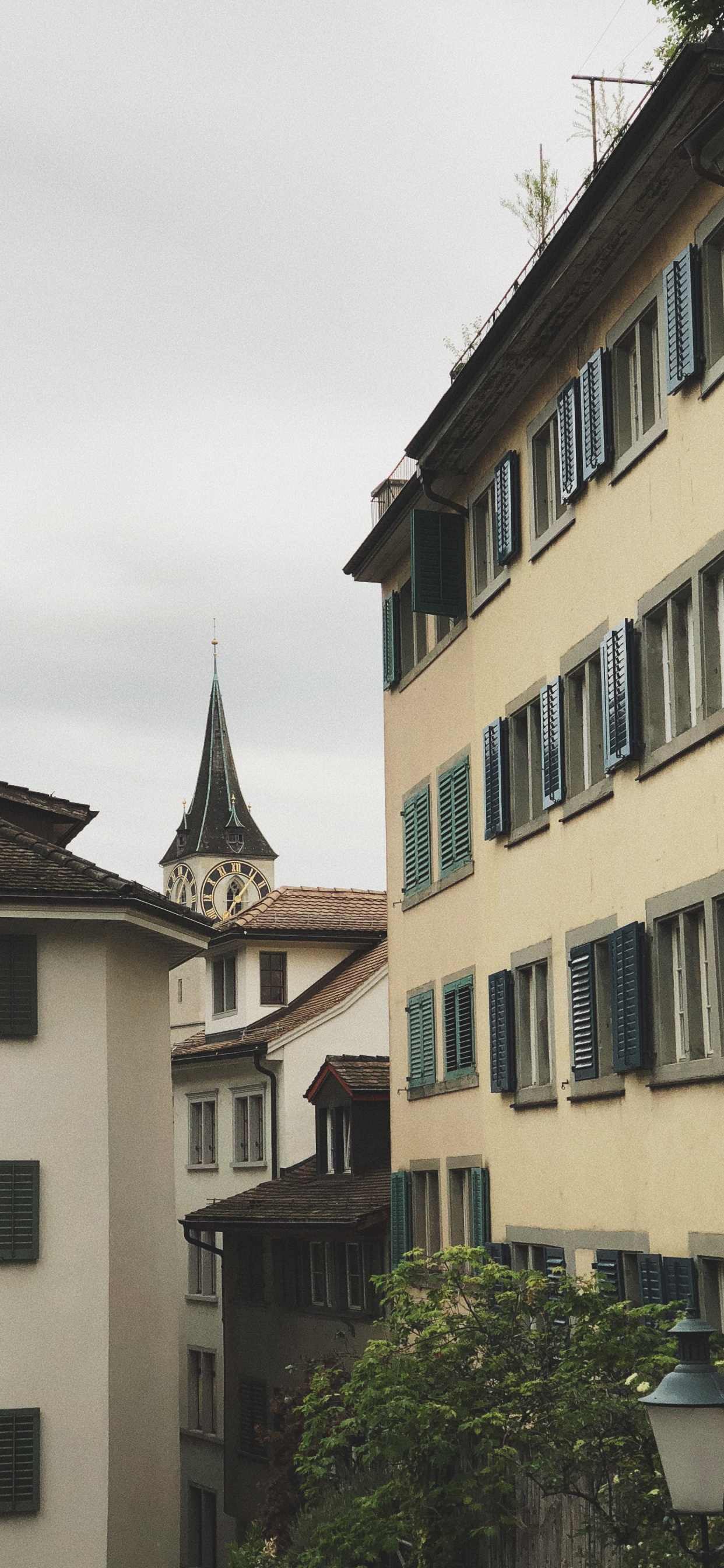 Grossmnster, Window, Facade, Neighbourhood, Building. Wallpaper in 1242x2688 Resolution