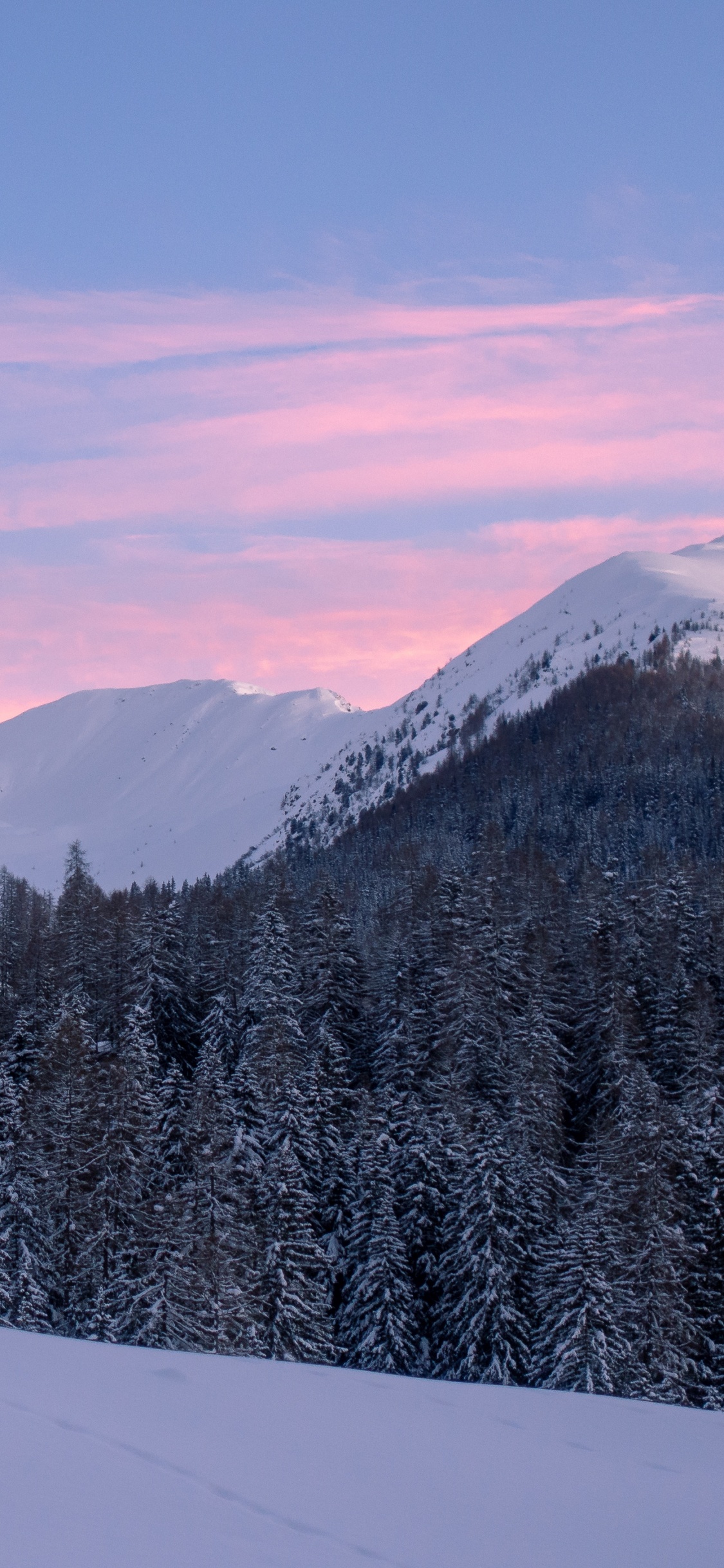 Schnee, Winter, Bergigen Landschaftsformen, Natur, Bergkette. Wallpaper in 1125x2436 Resolution
