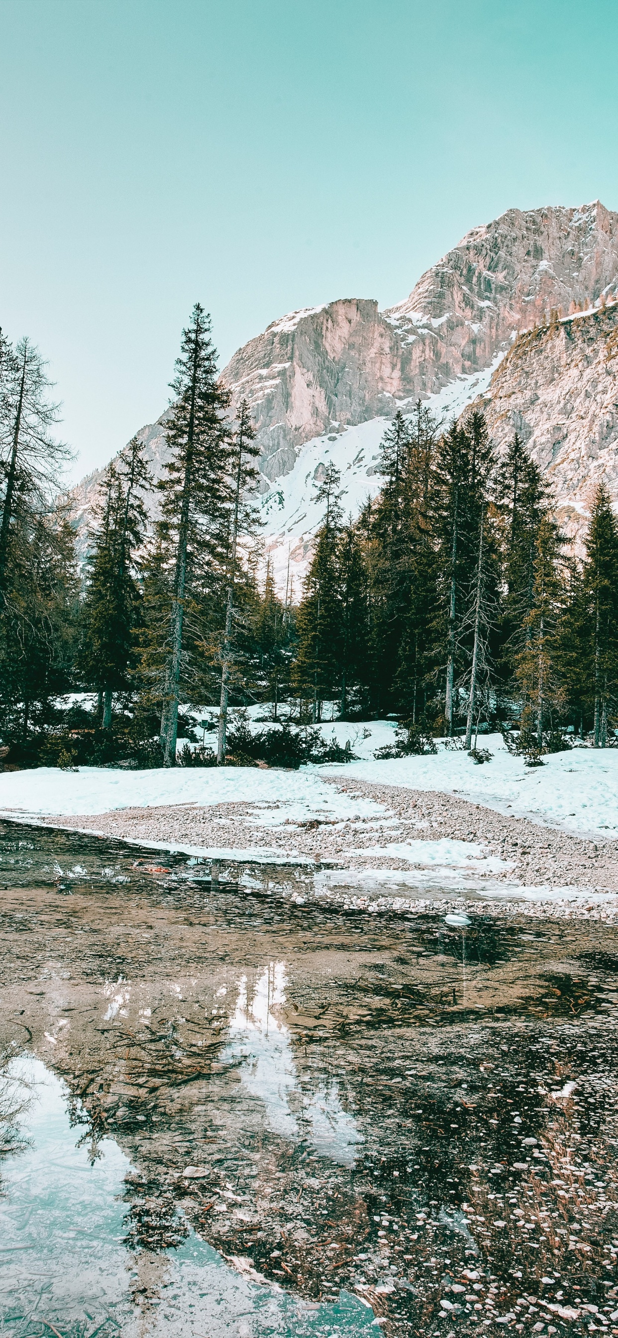 Winter, Wasserressourcen, Wasser, Naturlandschaft, Natur. Wallpaper in 1242x2688 Resolution