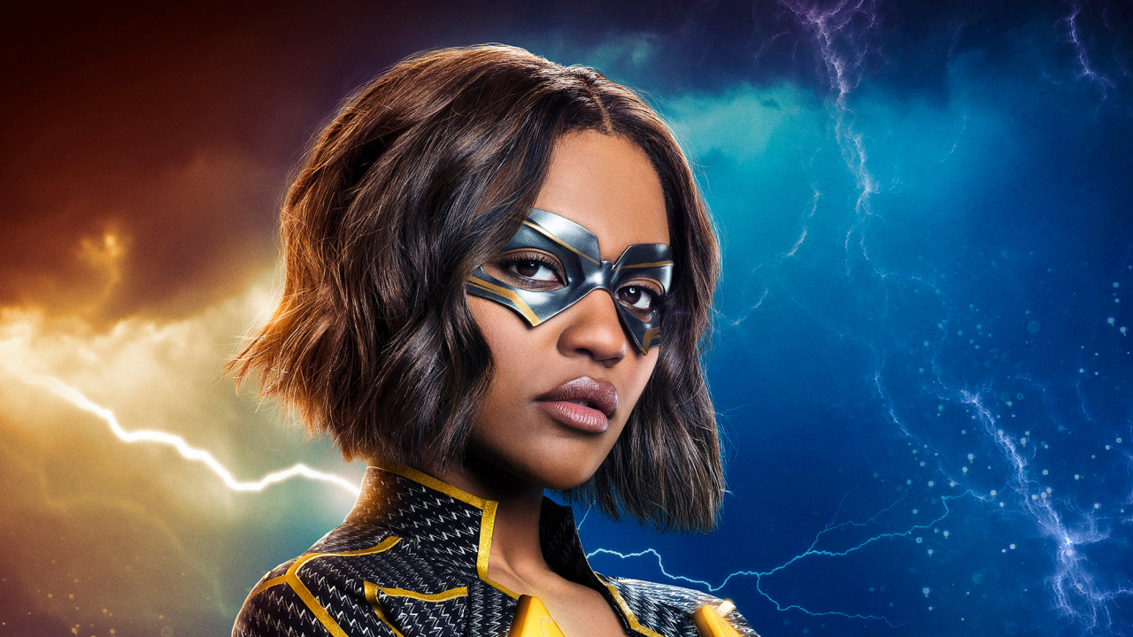 Mujer en Anteojos Negros. Wallpaper in 1280x720 Resolution