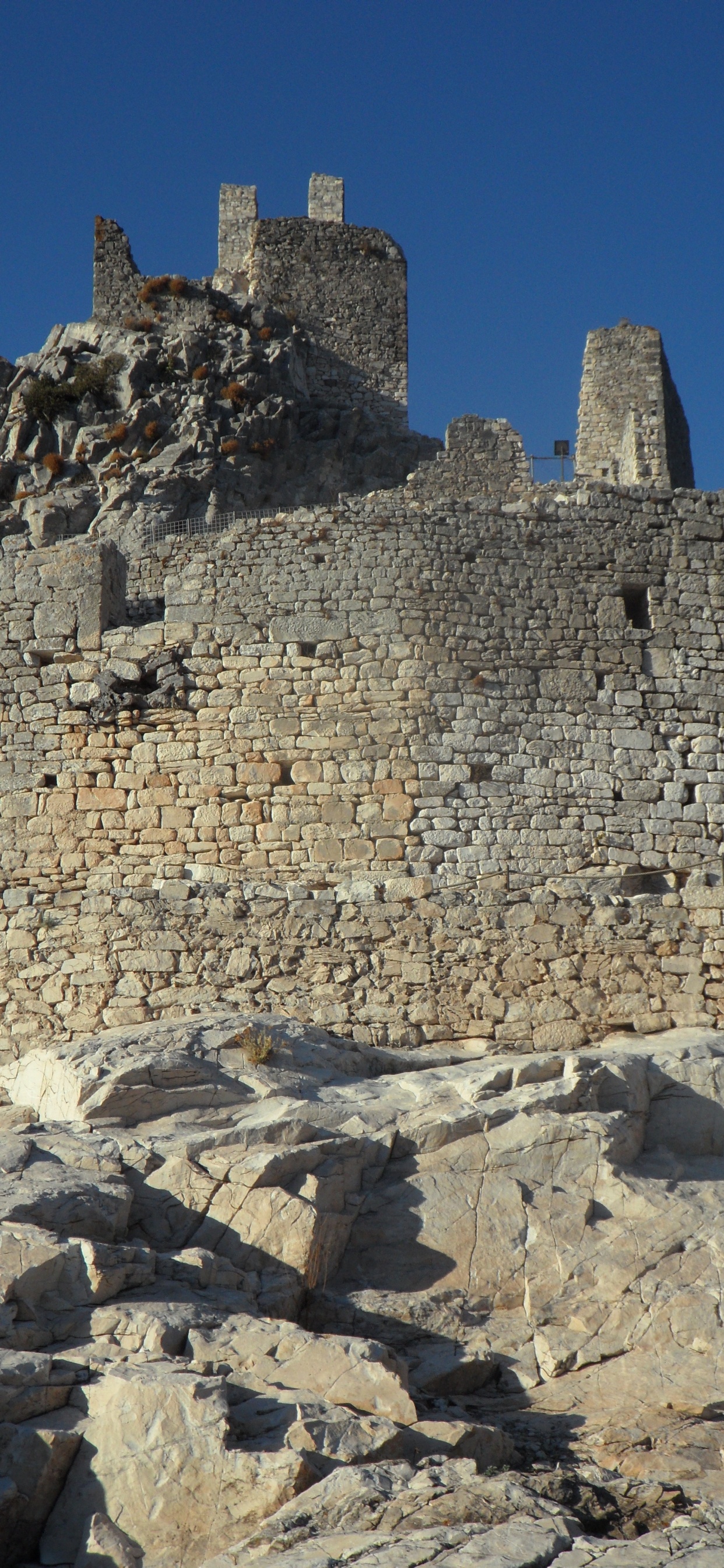 Gray Concrete Wall During Daytime. Wallpaper in 1242x2688 Resolution