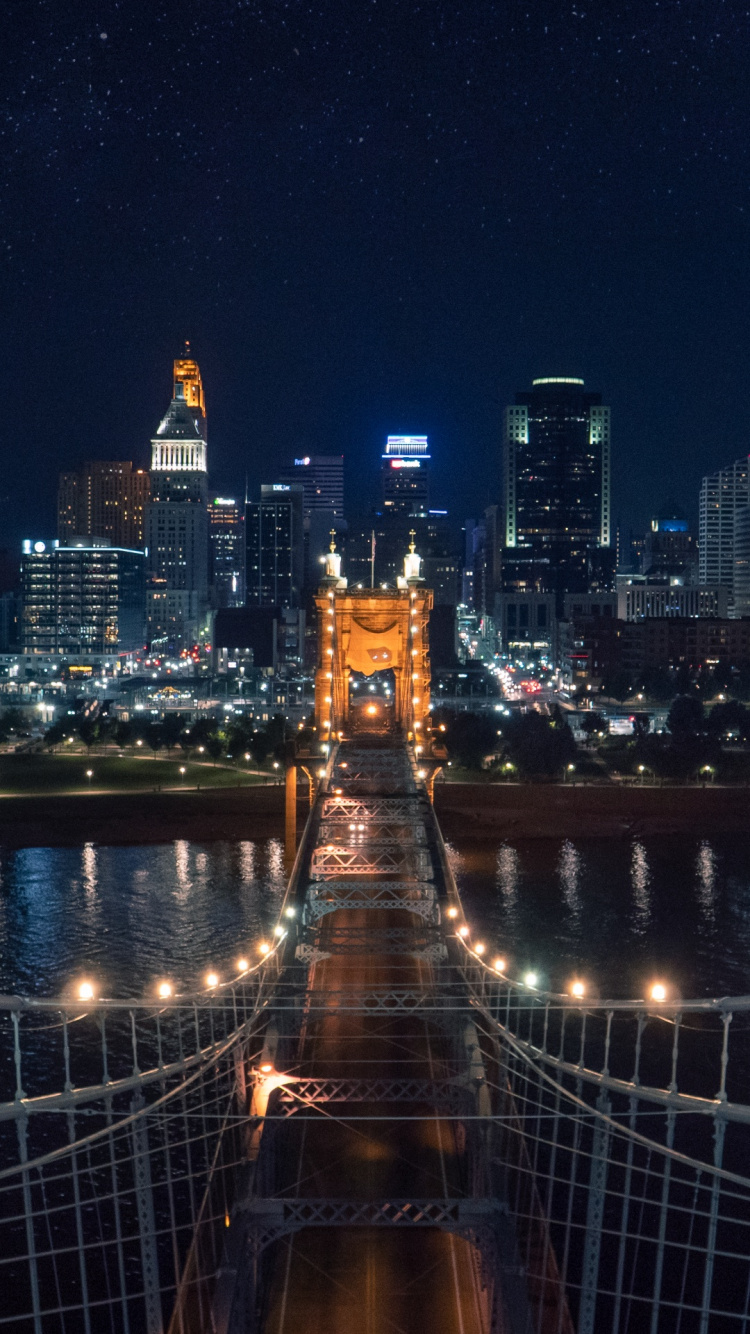 Cincinnati, Brücke, Wolkenkratzer, Wasser, Gebäude. Wallpaper in 750x1334 Resolution