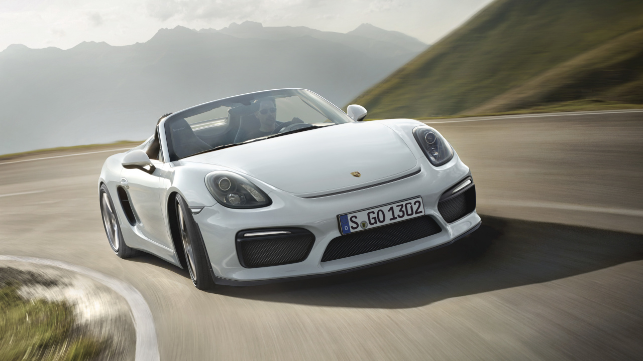 Porsche 911 Blanche Sur Route Pendant la Journée. Wallpaper in 1280x720 Resolution