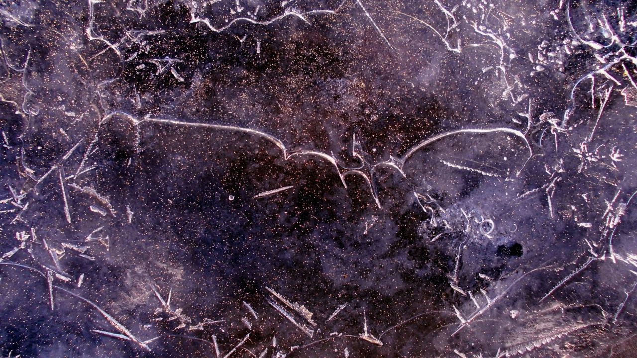 Weiße Und Schwarze Abstrakte Malerei. Wallpaper in 1280x720 Resolution