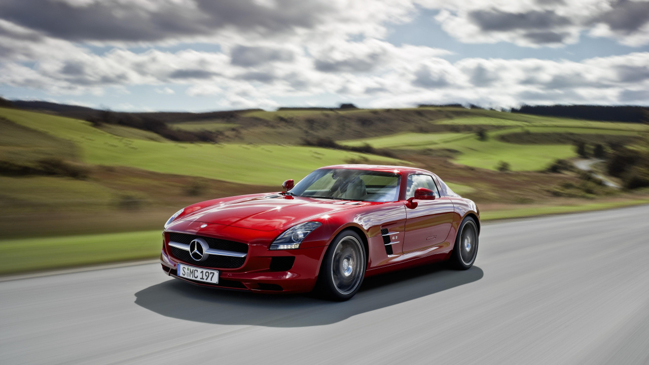 Red Chevrolet Camaro on Road During Daytime. Wallpaper in 1280x720 Resolution