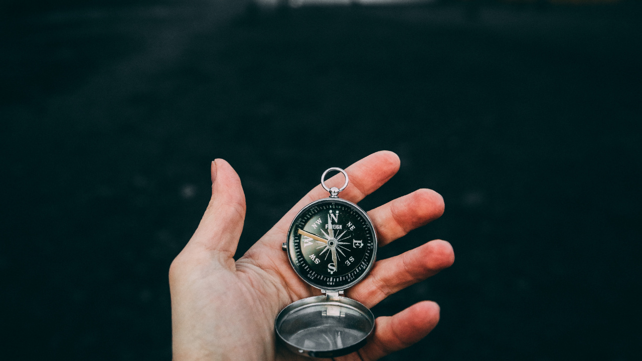 Person Holding Silver Round Analog Watch. Wallpaper in 1280x720 Resolution