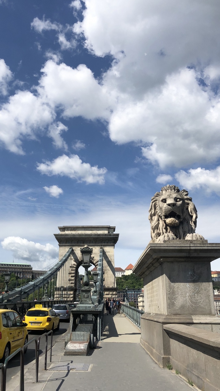 Budapest, Szchenyi Chain Bridge, King, Transport, Cloud. Wallpaper in 720x1280 Resolution