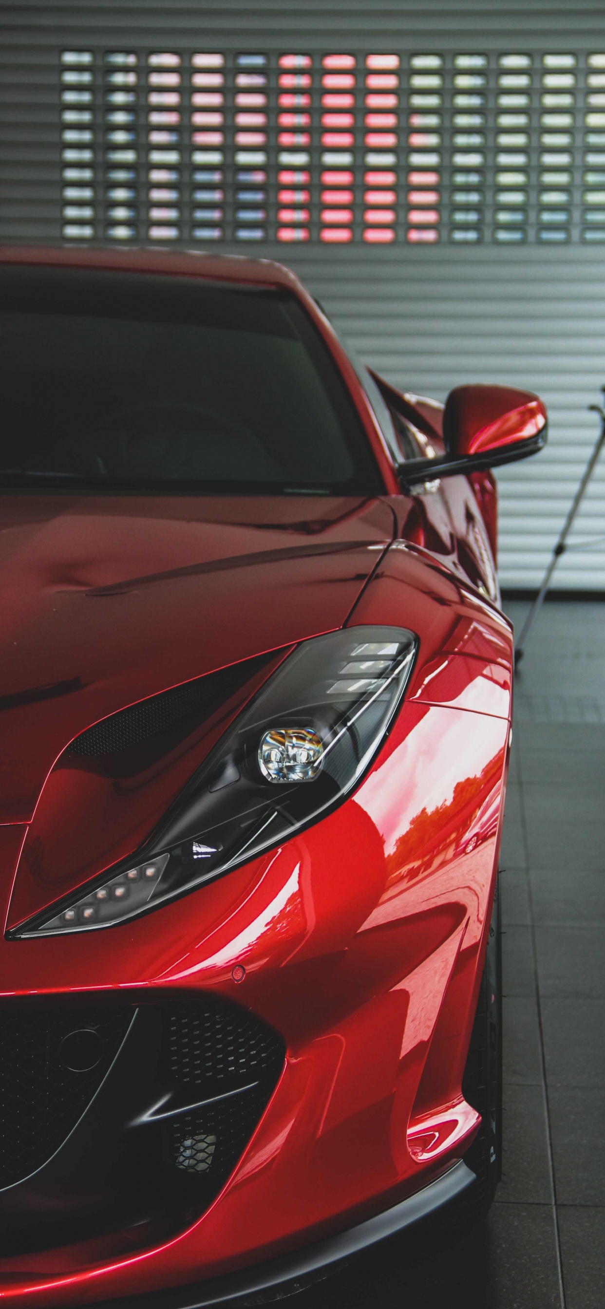 Coche Rojo en el Garaje, Ferrari 458, Coche, Ferrari, Deportivo. Wallpaper in 1242x2688 Resolution