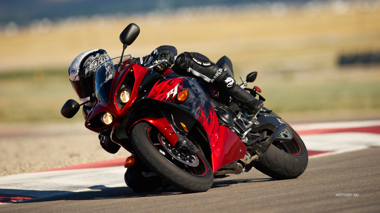 Red and Black Sports Bike on Road During Daytime. Wallpaper in 1280x720 Resolution