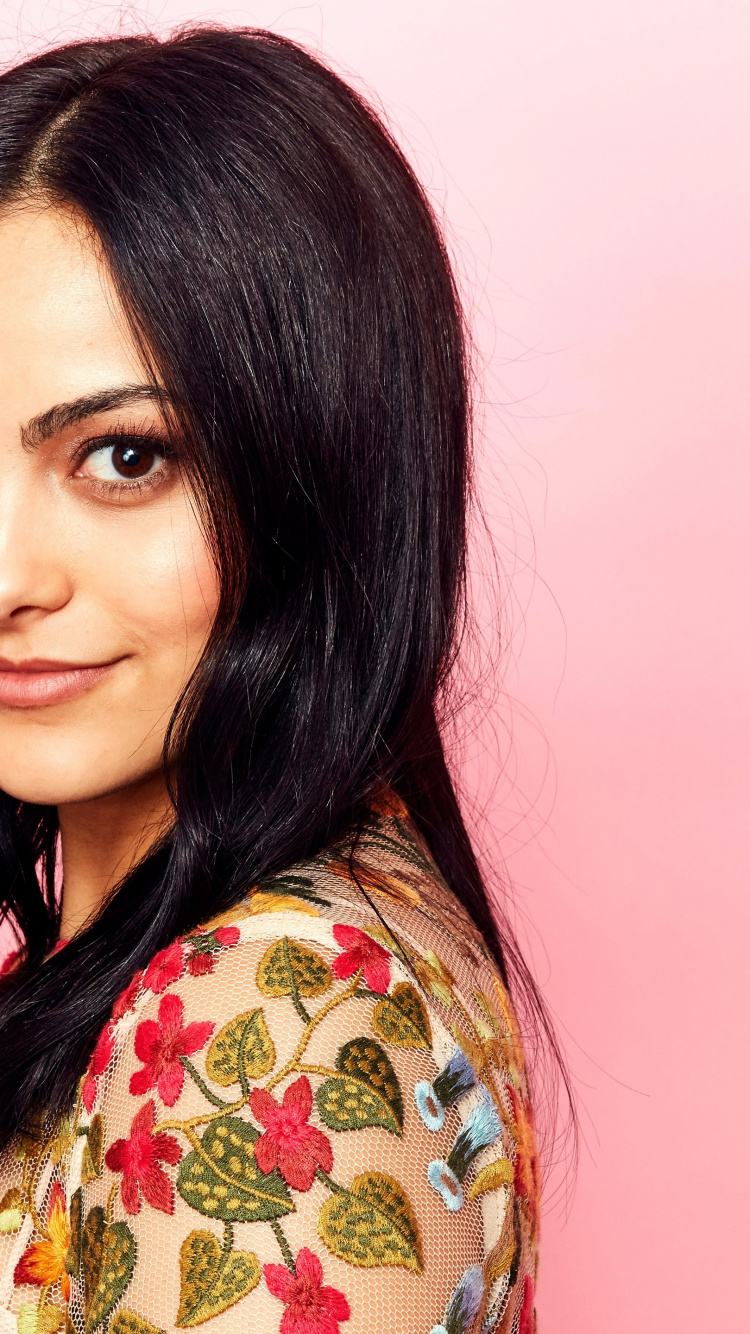 卡米拉·门德斯（Camila Mendes）, 额头, 头发, 鼻子, 脸颊 壁纸 750x1334 允许