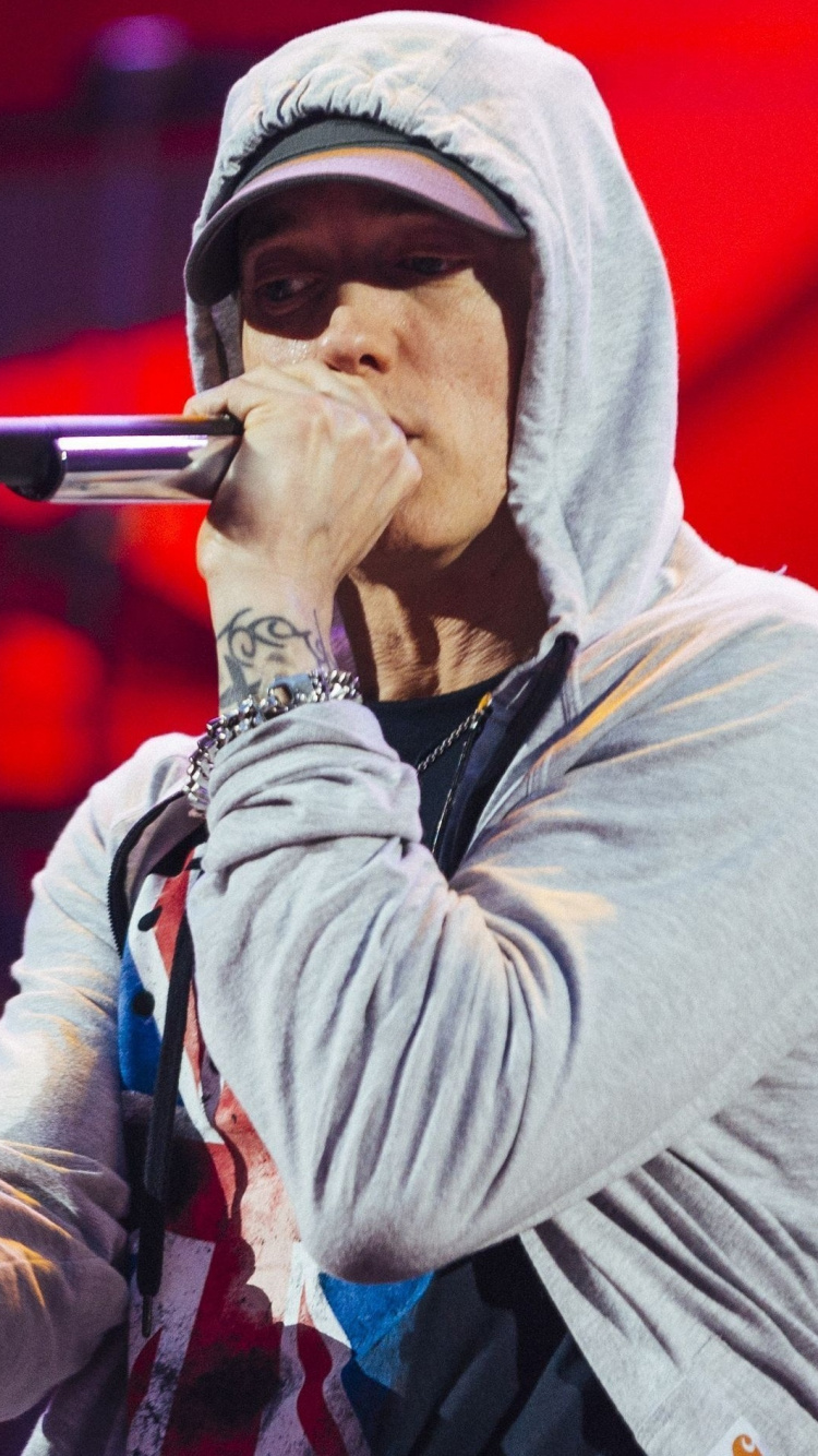 Rapper, Performance, Entertainment, Music Artist, Singer. Wallpaper in 750x1334 Resolution