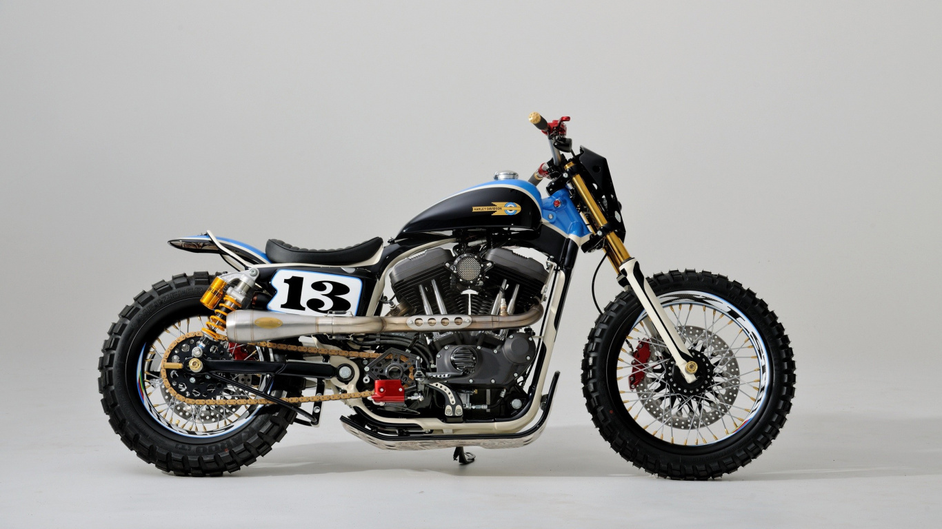 Blue and Black Bmw Motorcycle. Wallpaper in 1366x768 Resolution