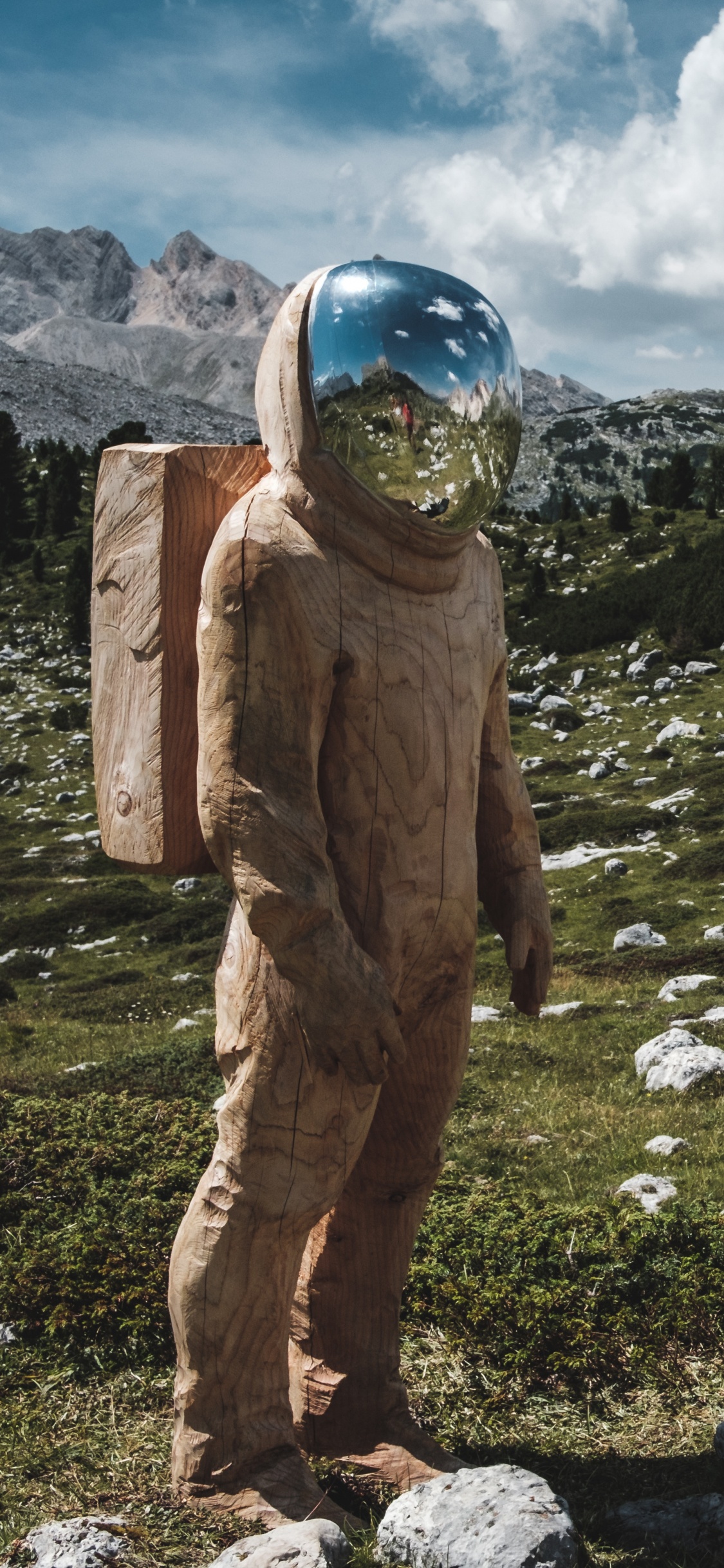 Astronaute, Les Reliefs Montagneux, Gamme de Montagne, Highland, Colline. Wallpaper in 1125x2436 Resolution