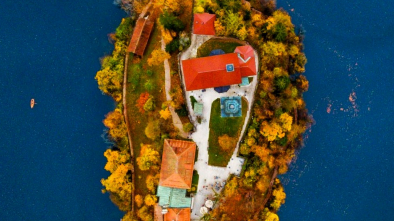 Immobilier, Motomarine, Corps Humain, Geste, Emblème. Wallpaper in 1280x720 Resolution