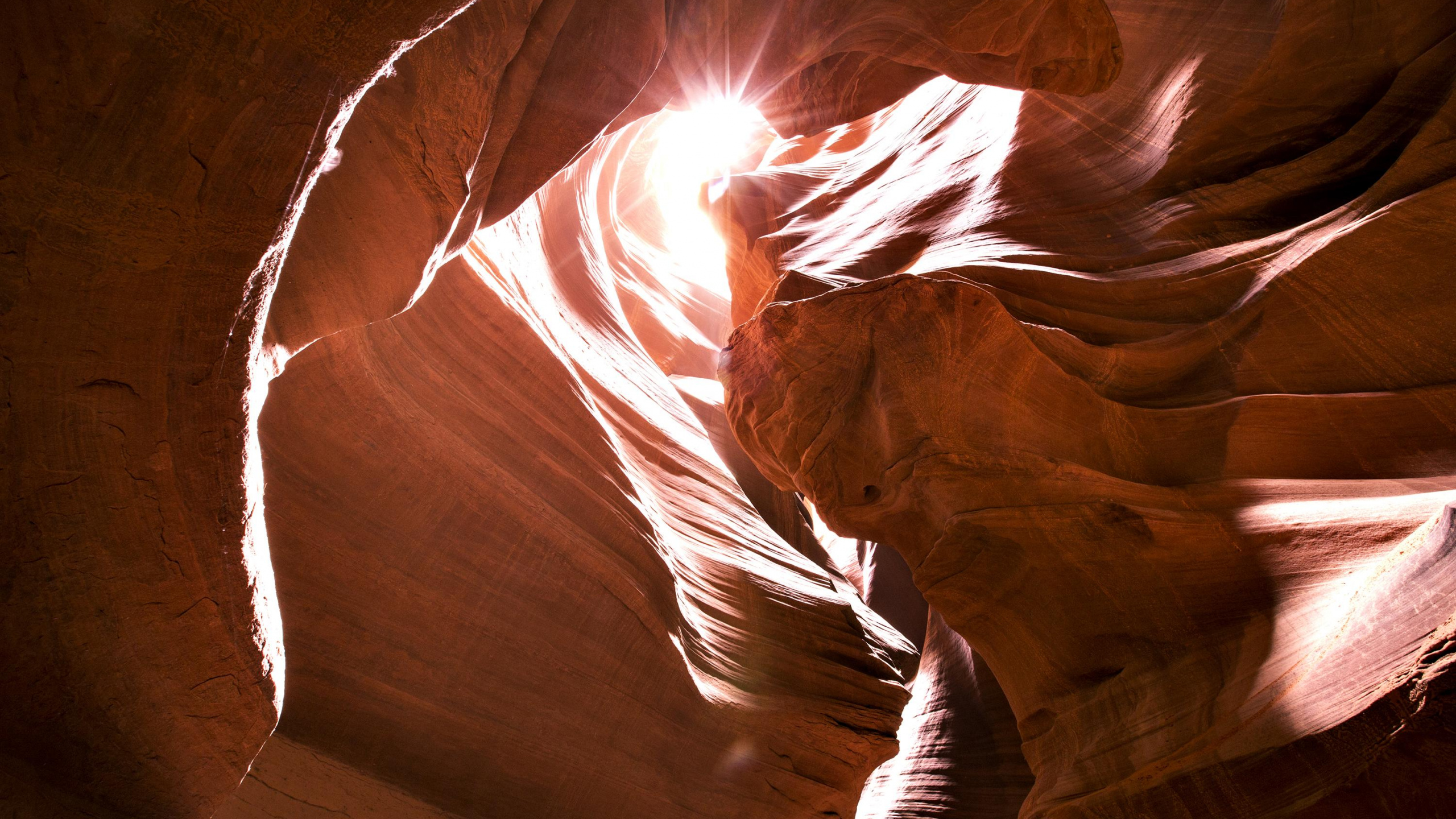 Brown Rock Formation During Daytime. Wallpaper in 2560x1440 Resolution