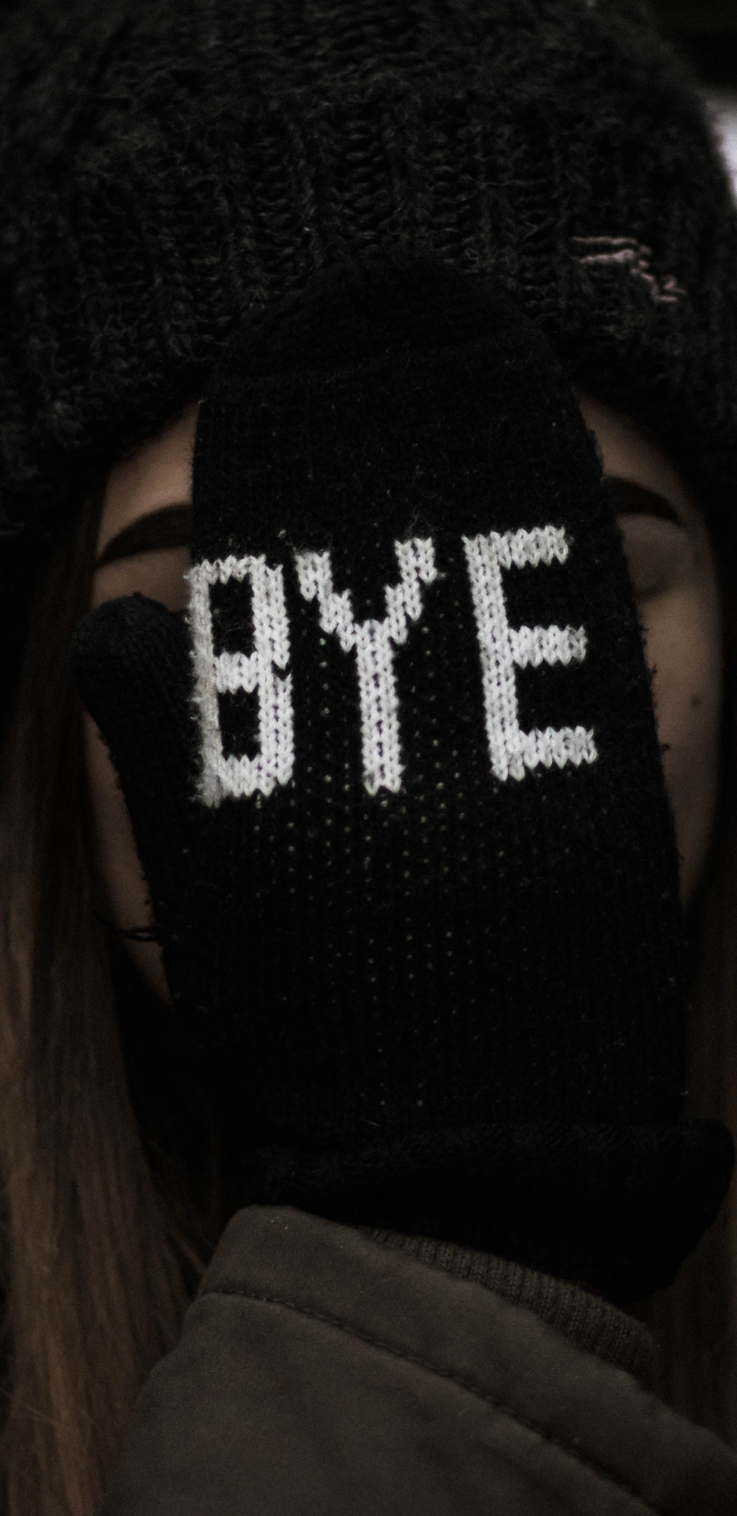 Beanie, Noir, Coiffures, Casquette en Tricot, Obscurité. Wallpaper in 1440x2960 Resolution