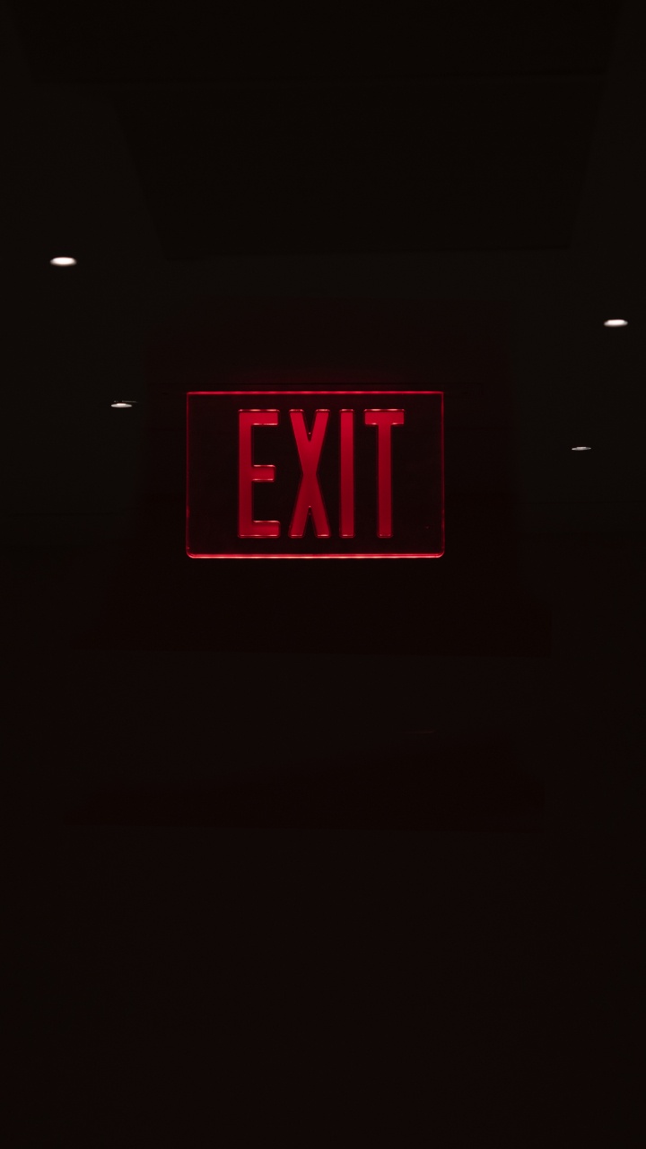 Rot-weißes X-Zeichen. Wallpaper in 720x1280 Resolution