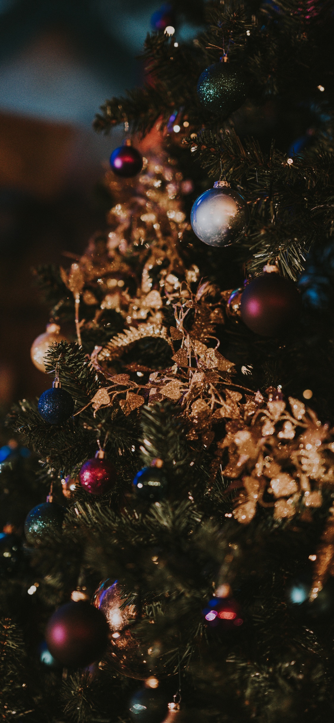 El Día De Navidad, Luces de Navidad, Adorno de Navidad, Navidad, Decoración de la Navidad. Wallpaper in 1125x2436 Resolution