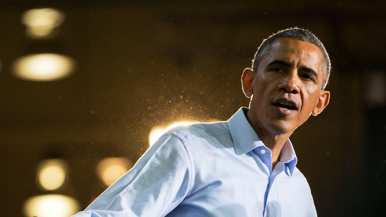 Dress Shirt, Hoodie, United Kingdom, Suit, Costume. Wallpaper in 1280x720 Resolution