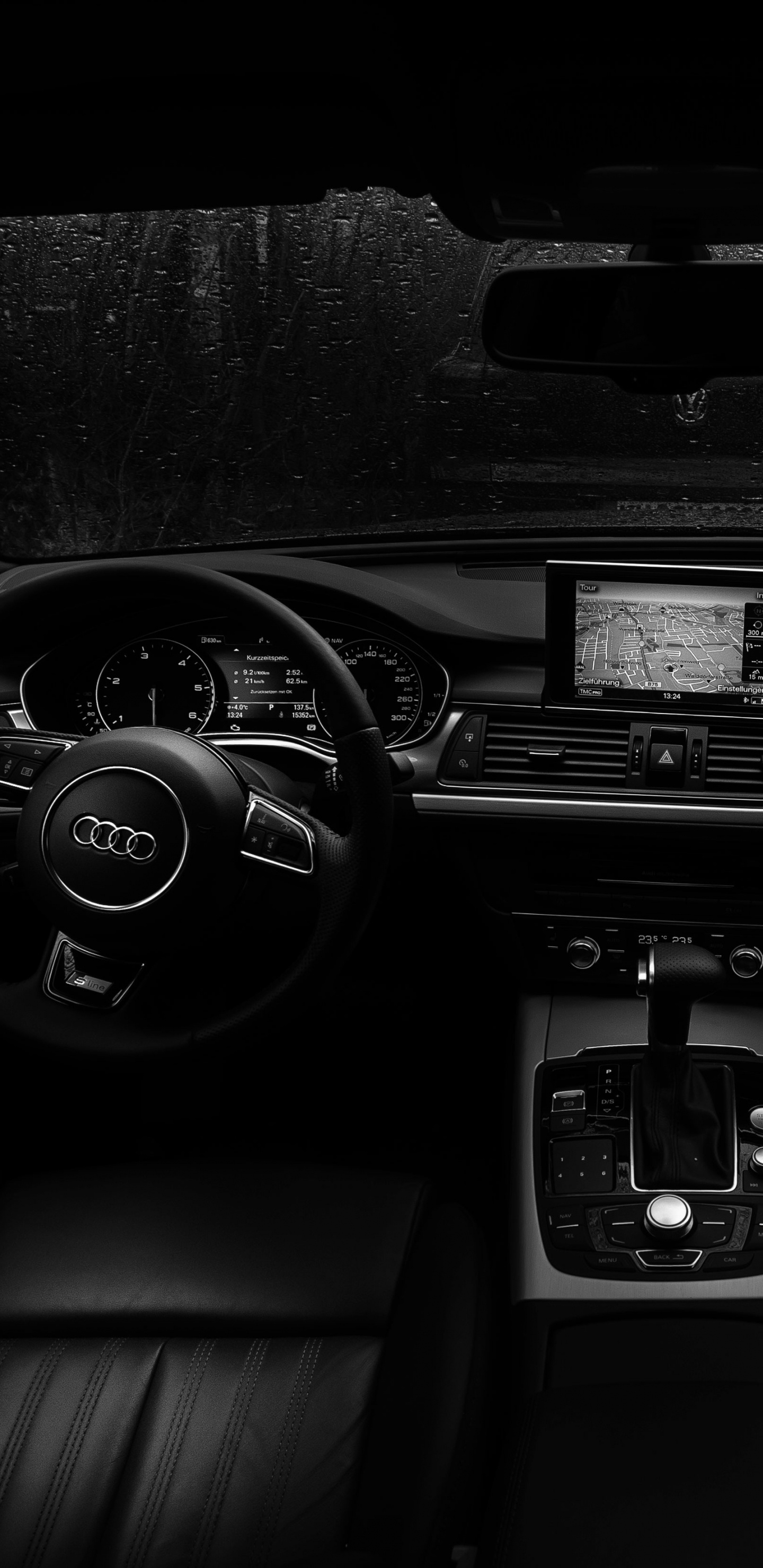 Intérieur de Voiture Noir et Gris. Wallpaper in 1440x2960 Resolution