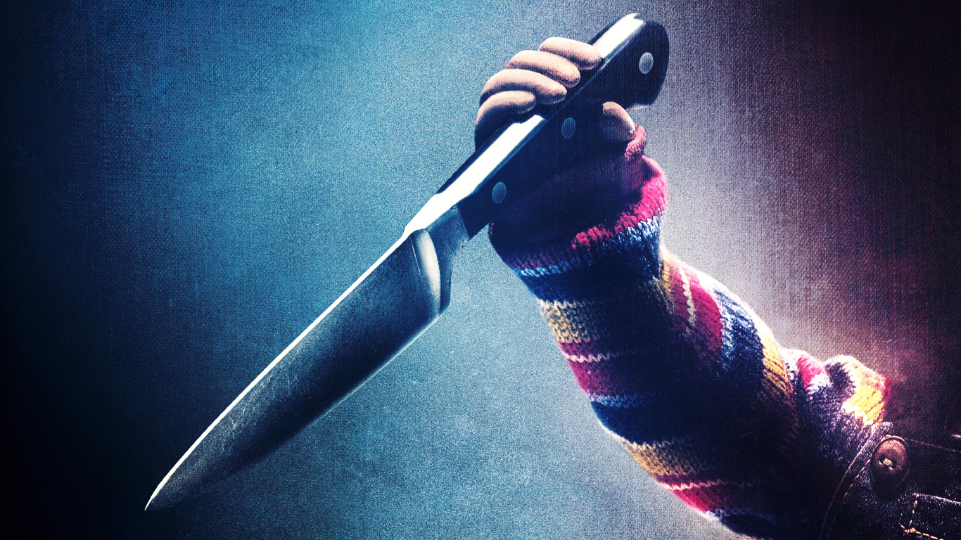 Person Holding Black Handled Knife. Wallpaper in 1366x768 Resolution