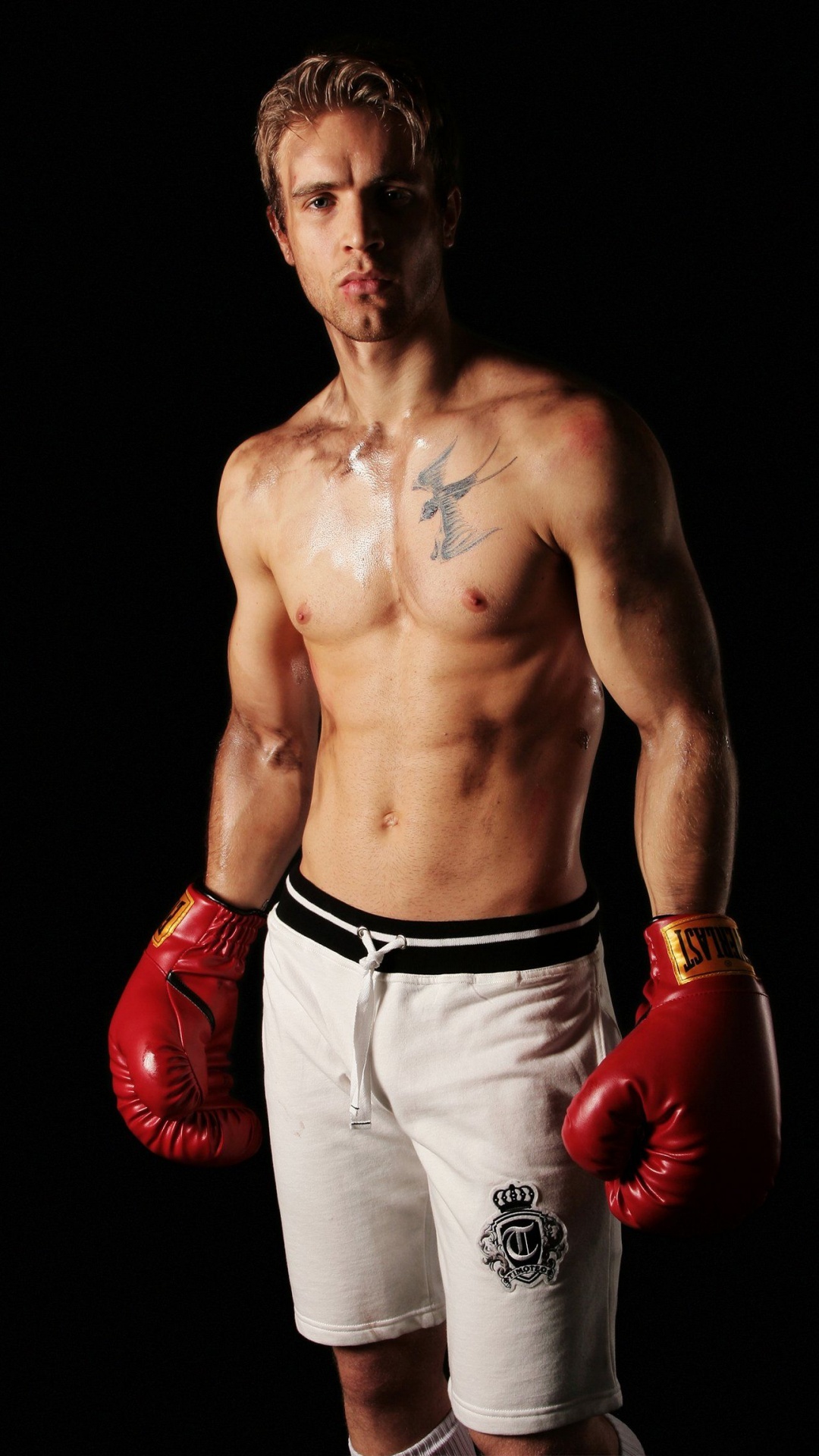 Boxing, Boxing Glove, Muscle, Standing, Arm. Wallpaper in 1080x1920 Resolution