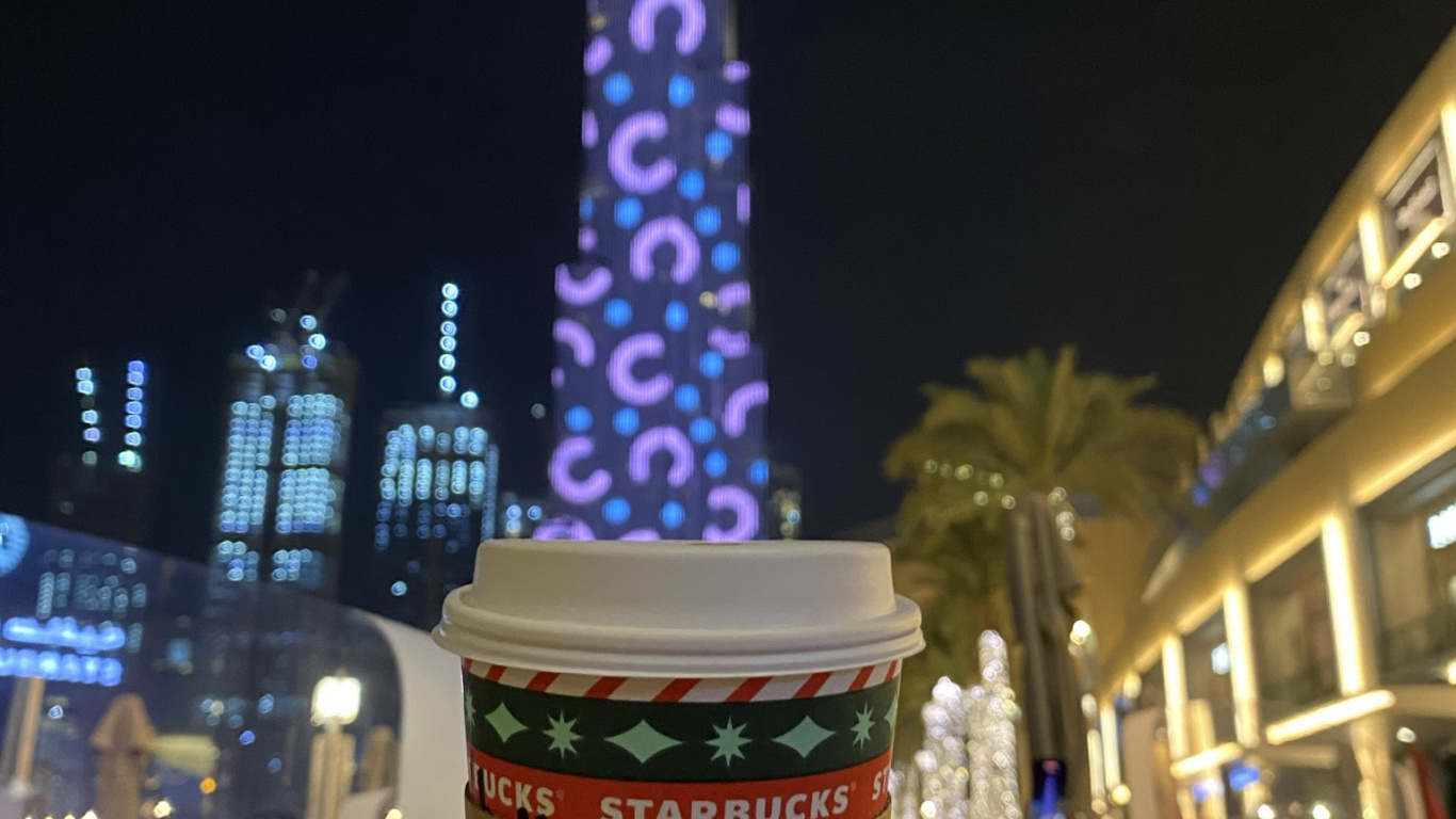 Dubai, Burj Khalifa, Starbucks Logo 2011, Christmas Tree, Lighting. Wallpaper in 1366x768 Resolution