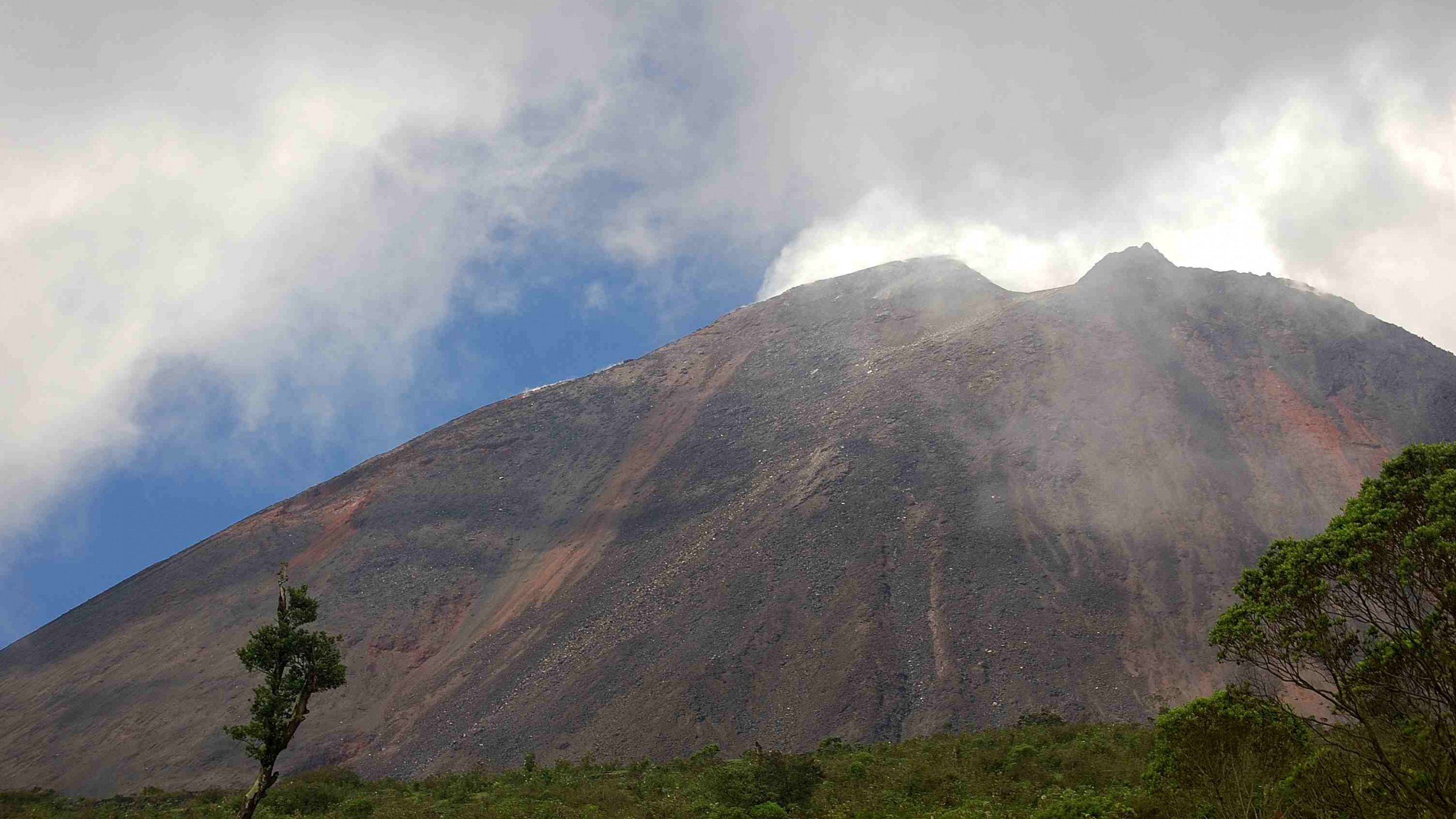 高地, 屏蔽火山, 成层, 死火山, 熔岩 壁纸 2560x1440 允许