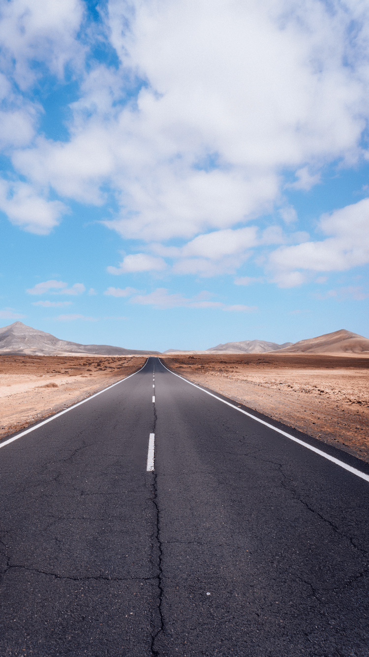 Road, Cloud, Fahrbahn, Asphalt, Naturlandschaft. Wallpaper in 750x1334 Resolution