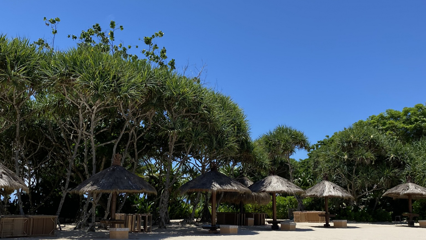 Wasser, Sand, Strand, Tropics. Wallpaper in 1366x768 Resolution