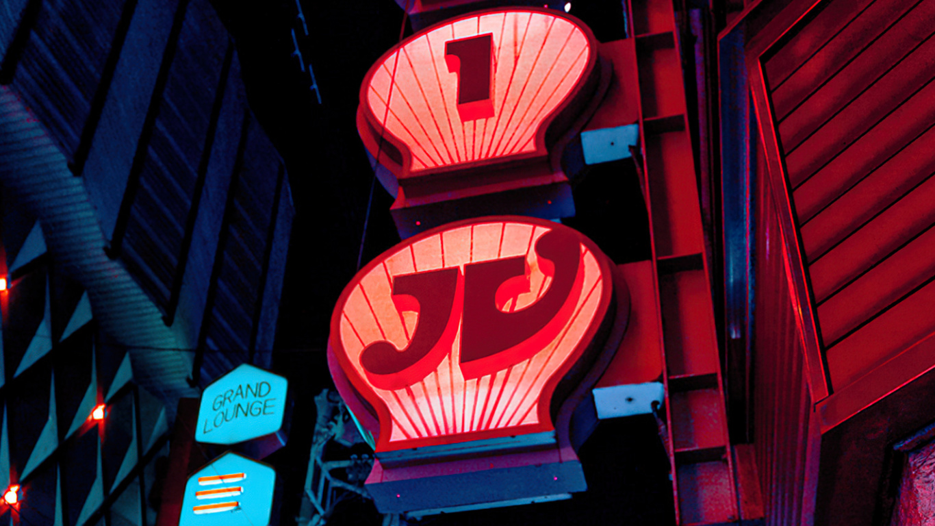 Geschäftshaus, Canon EOS 5D Mark II, Gebäude, Architektur, Automotive Lighting. Wallpaper in 1366x768 Resolution