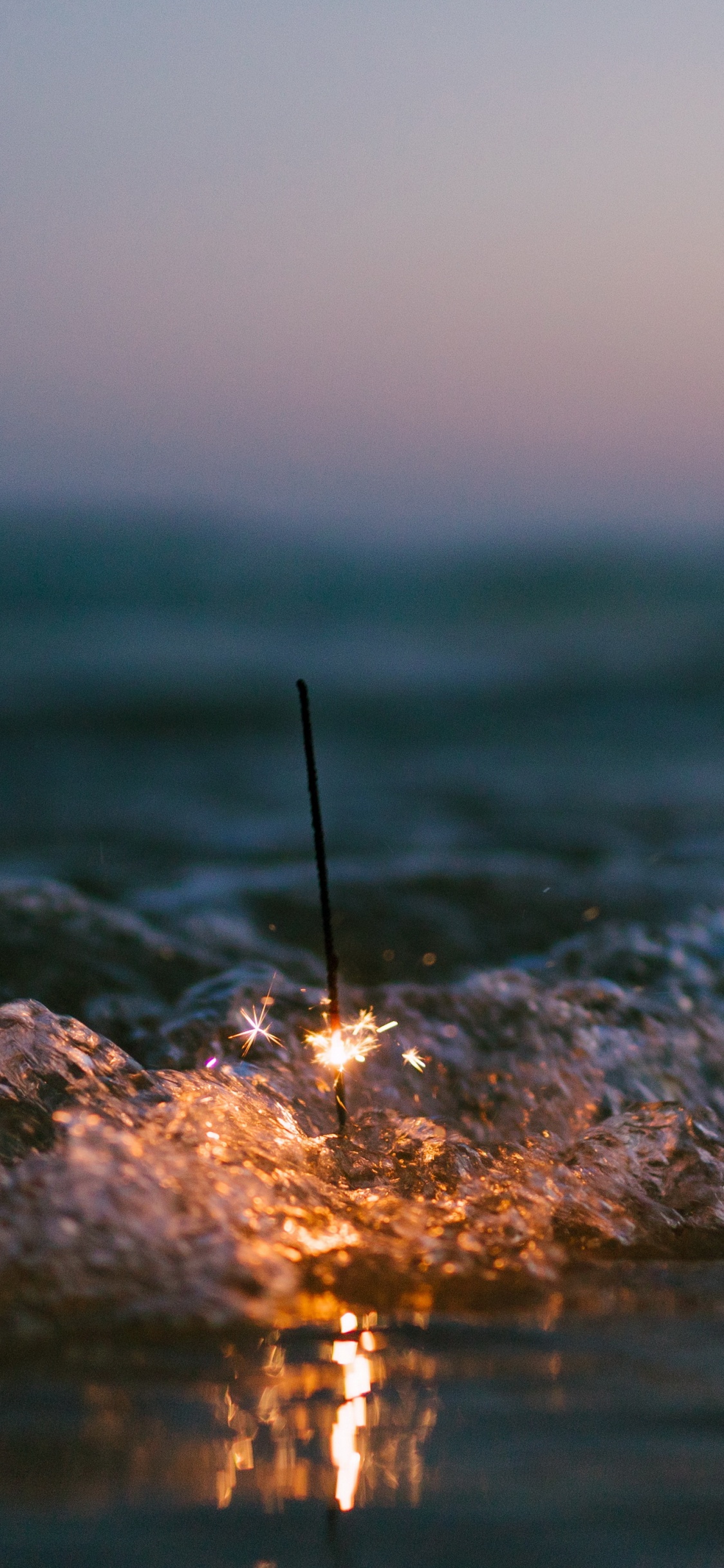 Meer, Wasser, Atmosphäre, Cloud, Holz. Wallpaper in 1125x2436 Resolution