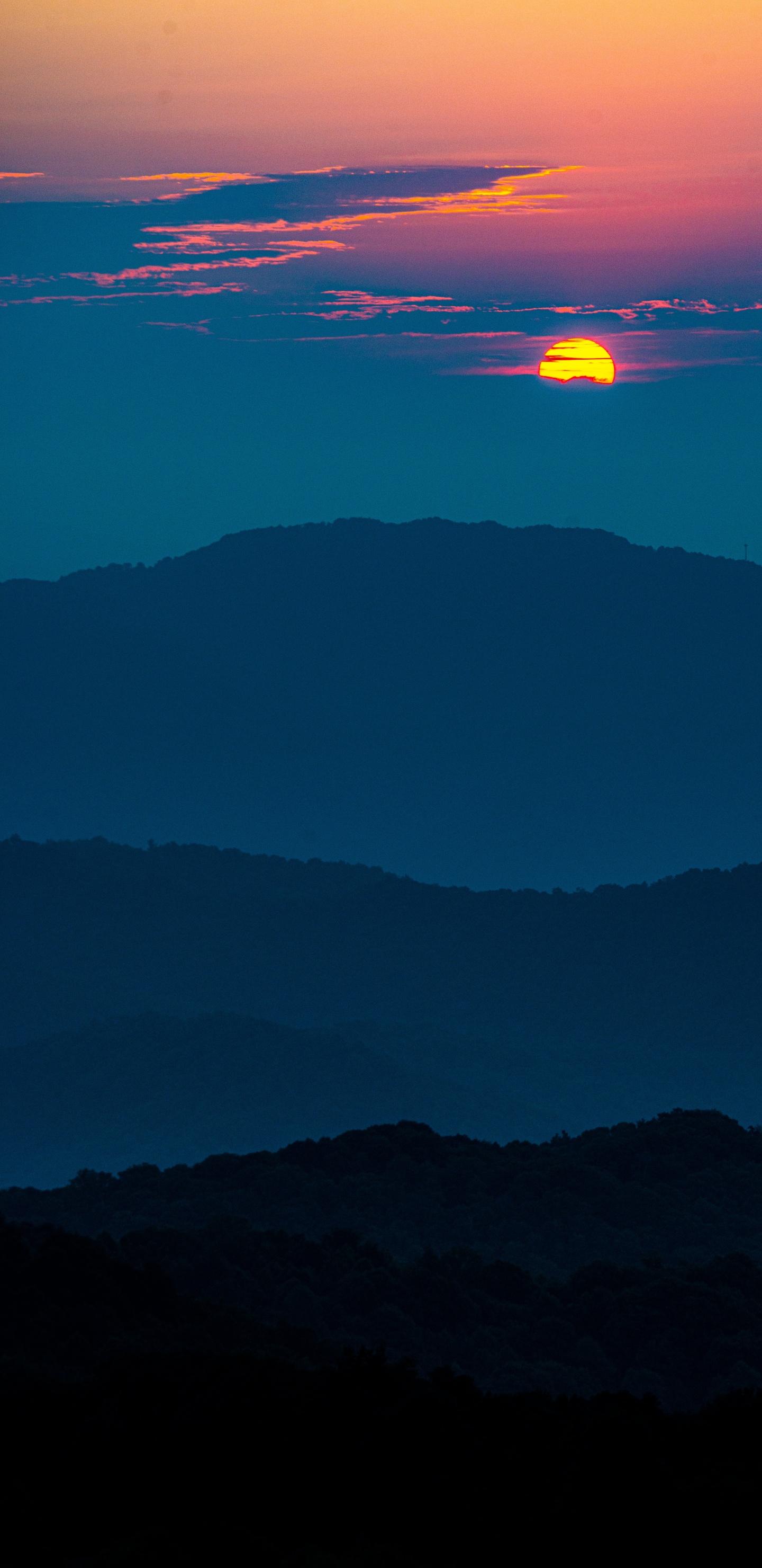 Amanecer, Azul, Montaña, Cumulus, Afterglow. Wallpaper in 1440x2960 Resolution