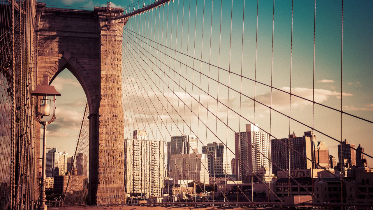 Brown Bridge Under Blue Sky During Daytime. Wallpaper in 1280x720 Resolution