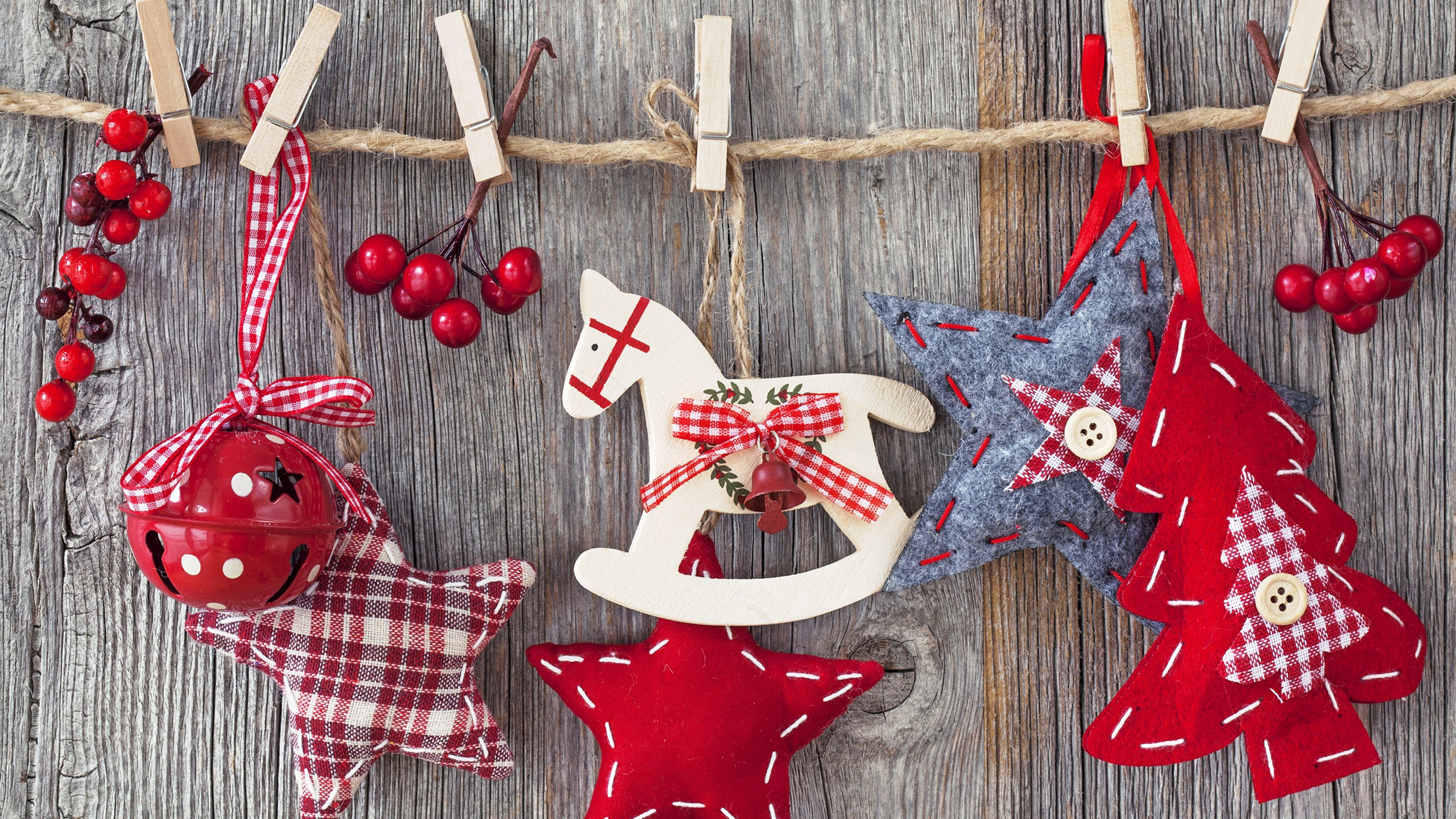 Christmas Decoration, Christmas Day, Holiday, Christmas Ornament, Decor. Wallpaper in 2560x1440 Resolution